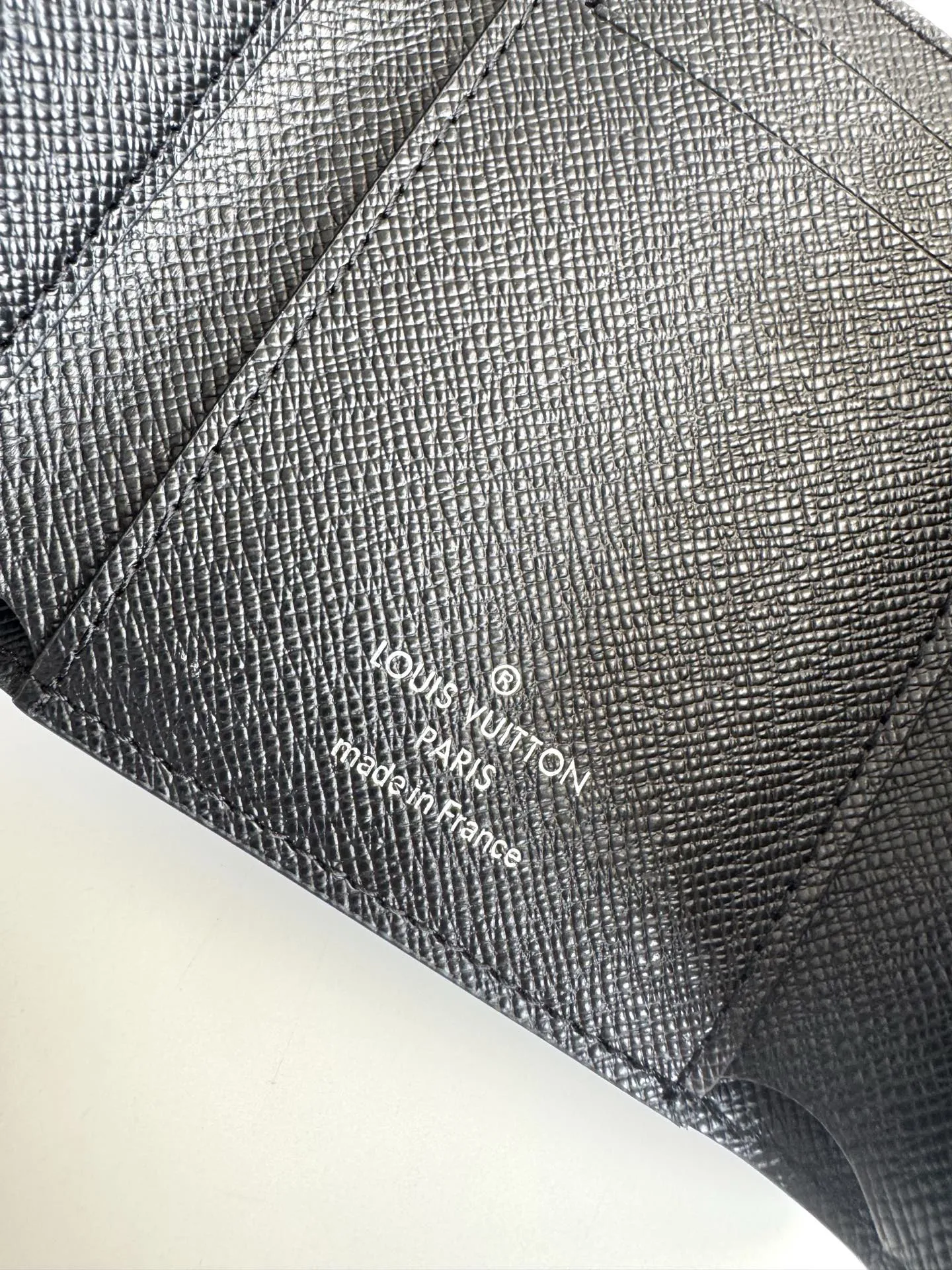 Alternative view of Louis Vuitton Victor Wallet M12598