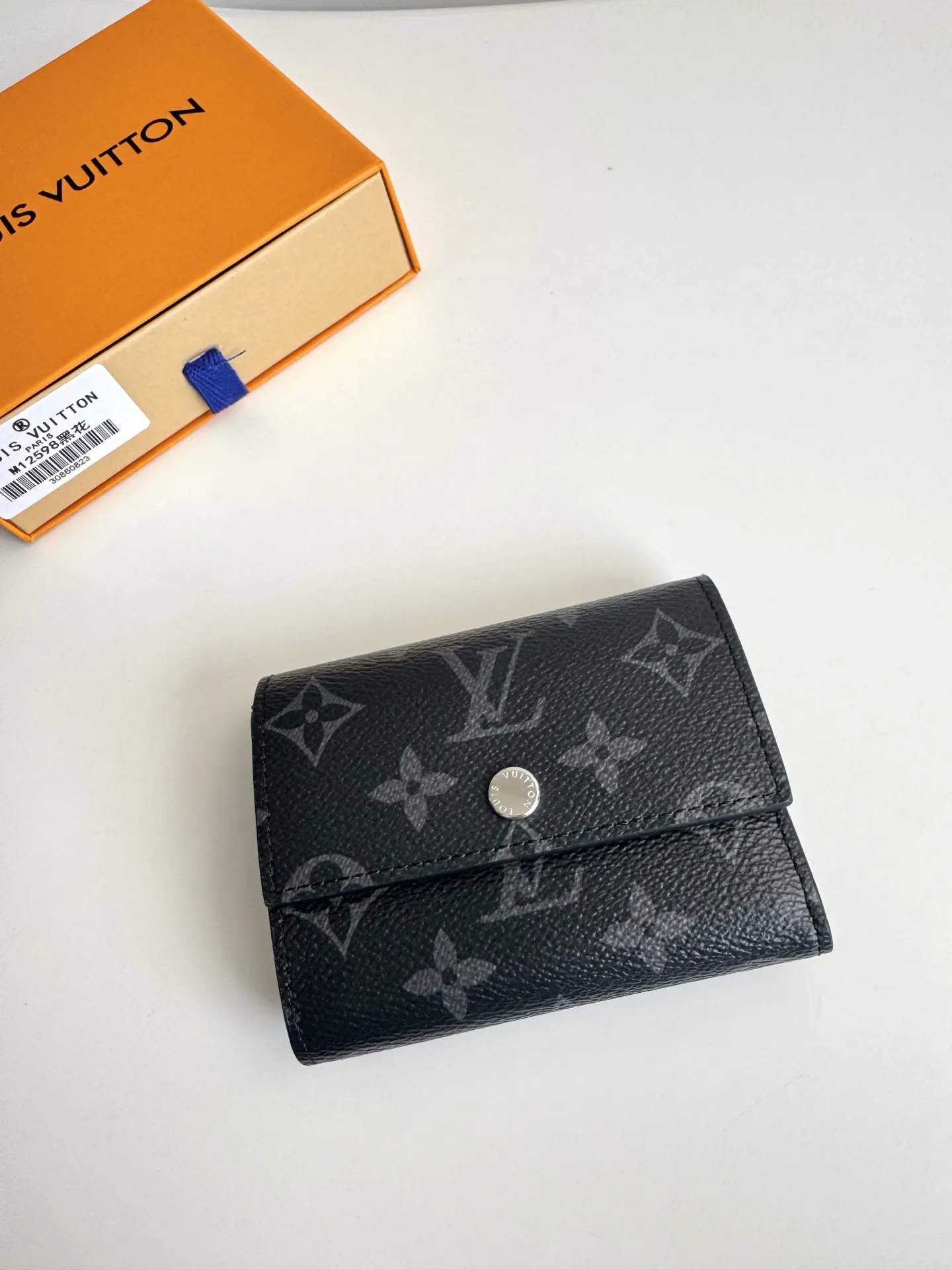 Louis Vuitton Victor Wallet M12598 - Image 7