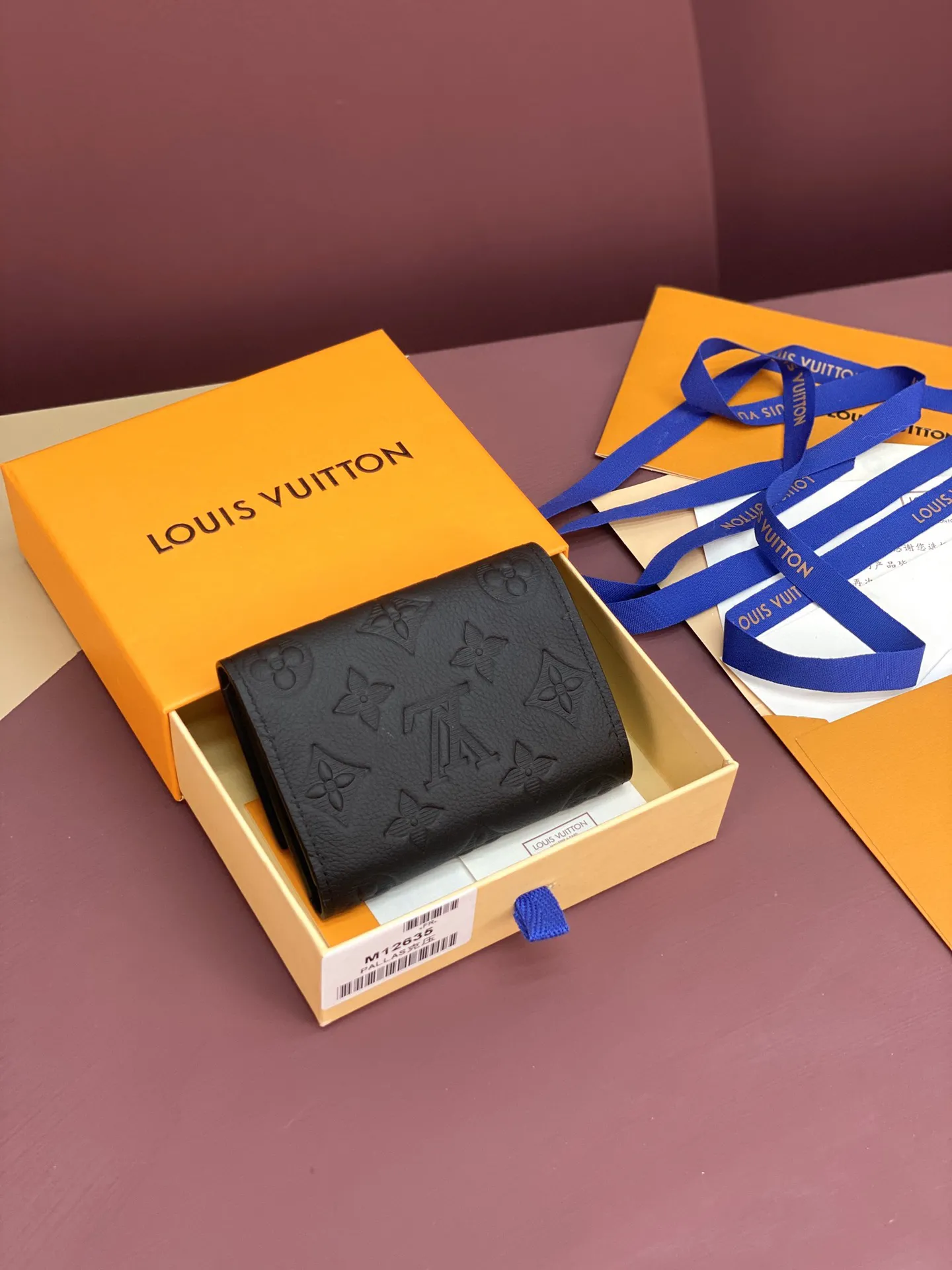 Louis Vuitton Victor Wallet M12635 - Image 4