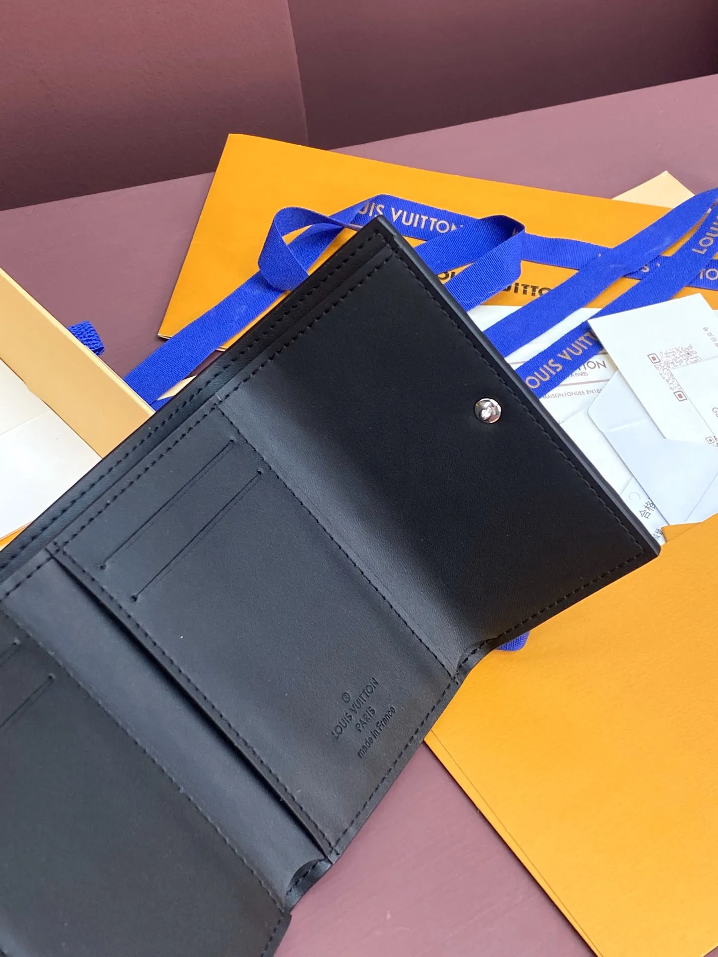 Louis Vuitton Victor Wallet M12635 - Image 8