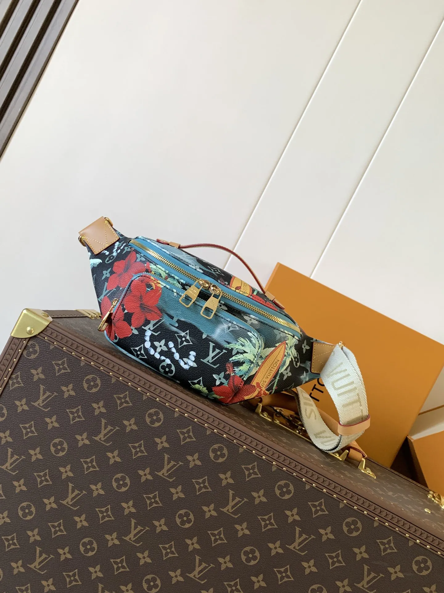 Louis Vuitton Rush Bumbag M24992 - Image 3
