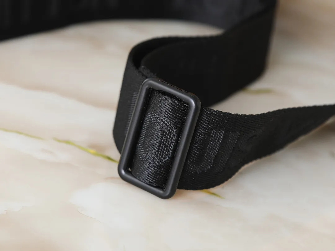Louis Vuitton Rush Bumbag M14920 - 图片 8