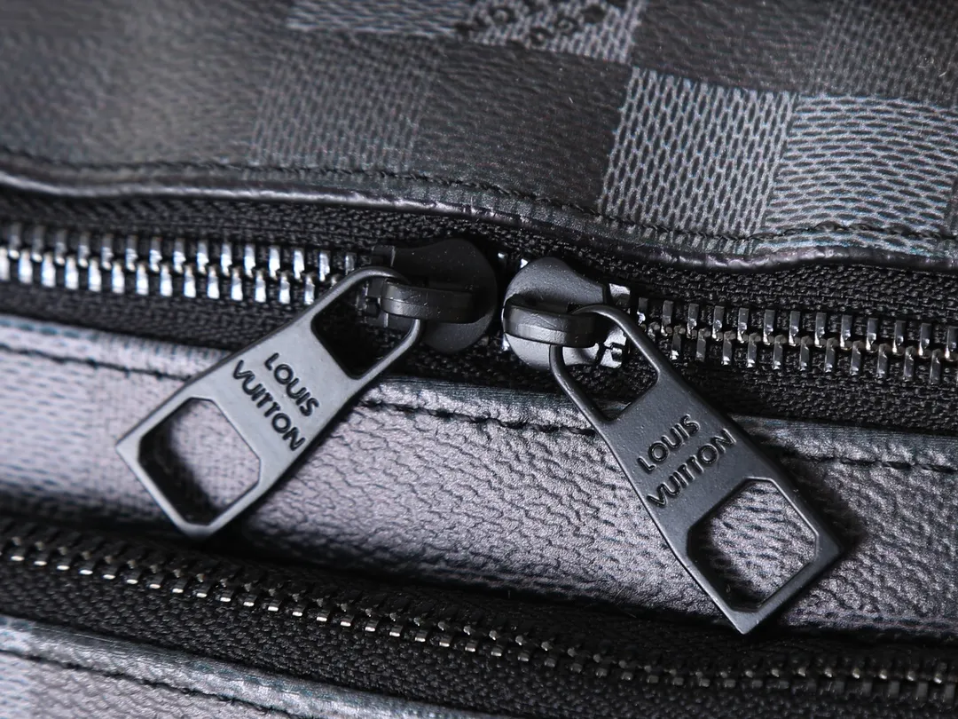 Louis Vuitton Rush Bumbag M14920 - 图片 9