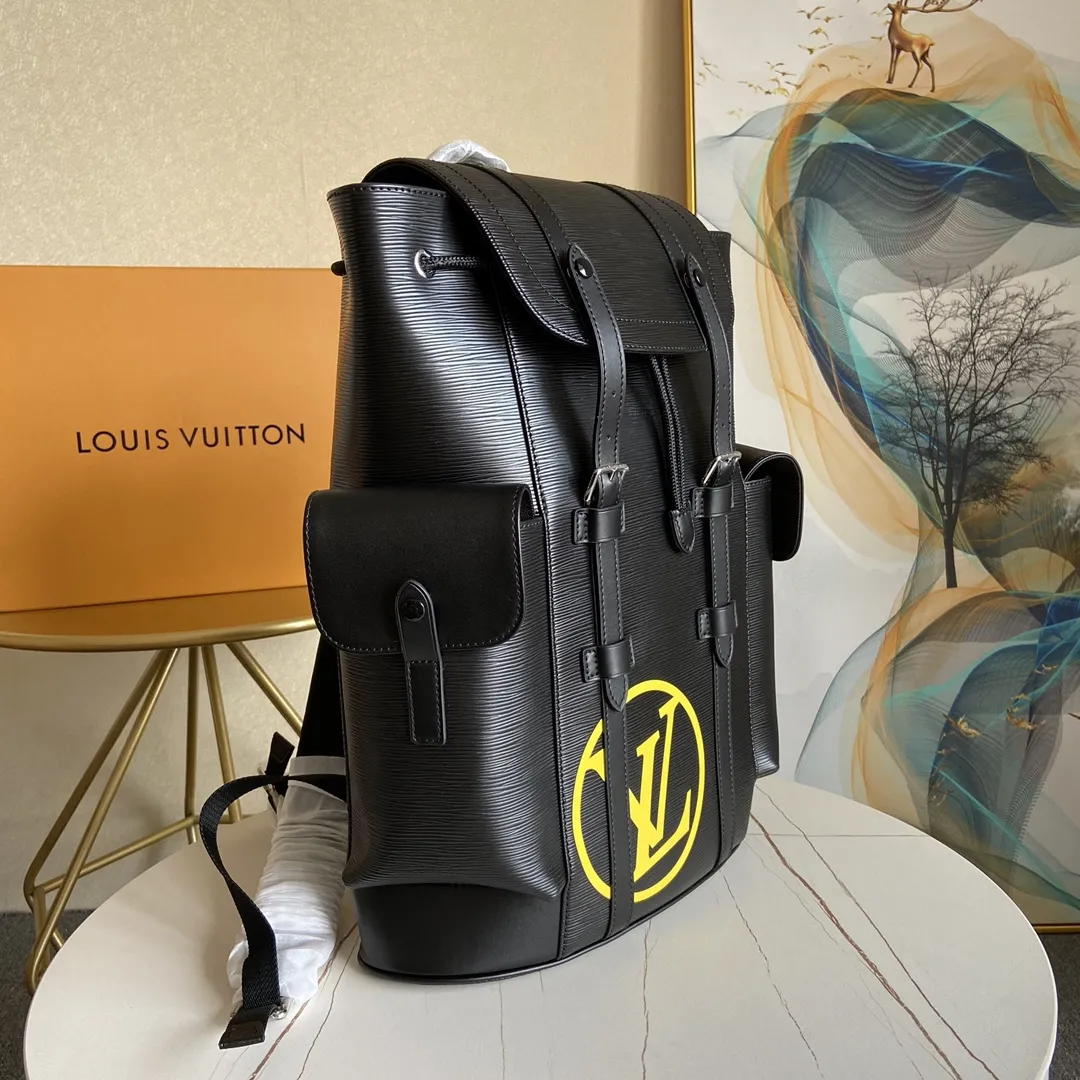 Louis Vuitton Christopher M55138 - Image 5