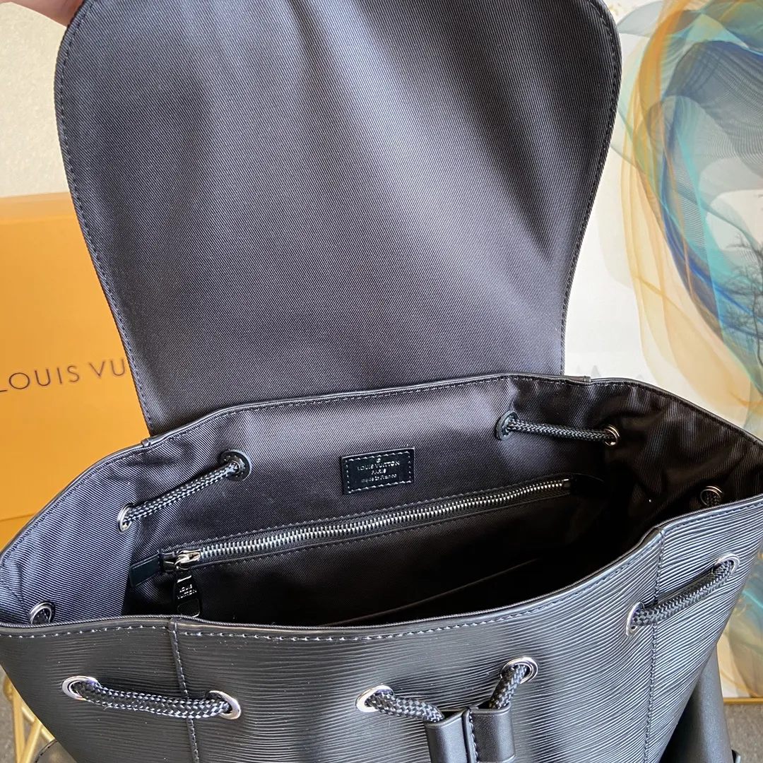 Louis Vuitton Christopher M55138 - Image 9