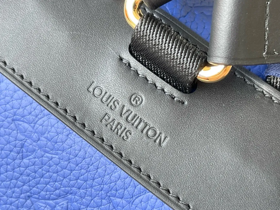 Louis Vuitton Christopher M21104 - Image 9