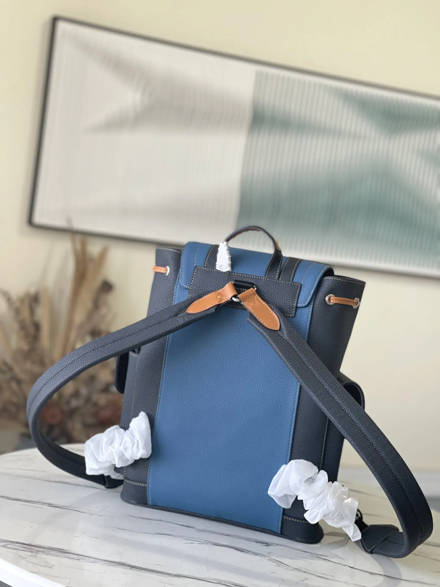 Louis Vuitton Christopher M21373 - Image 5