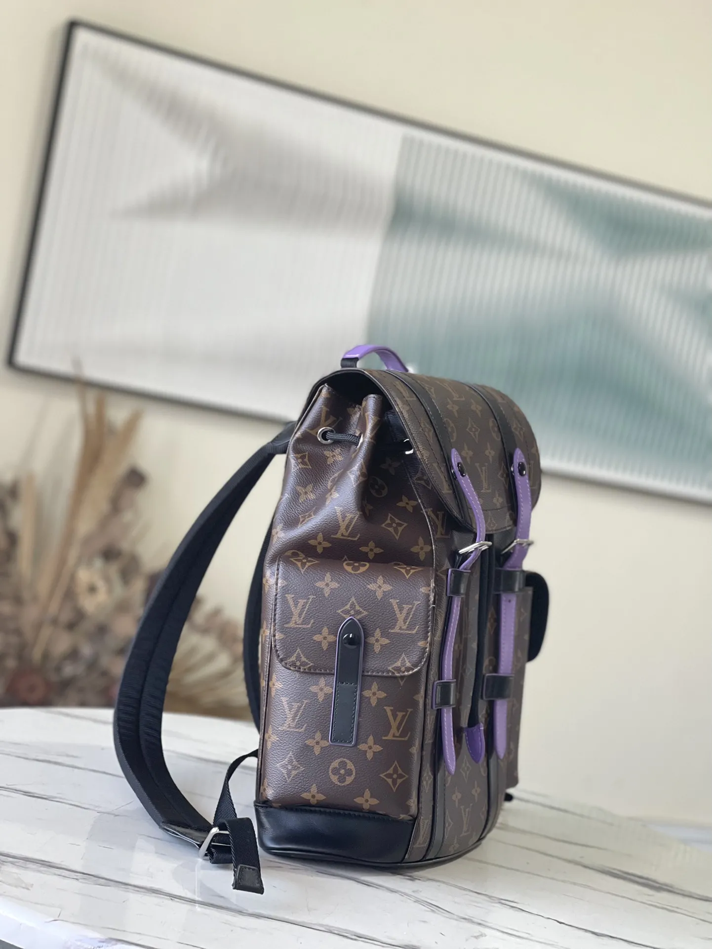 Louis Vuitton Christopher M46247 - Image 4