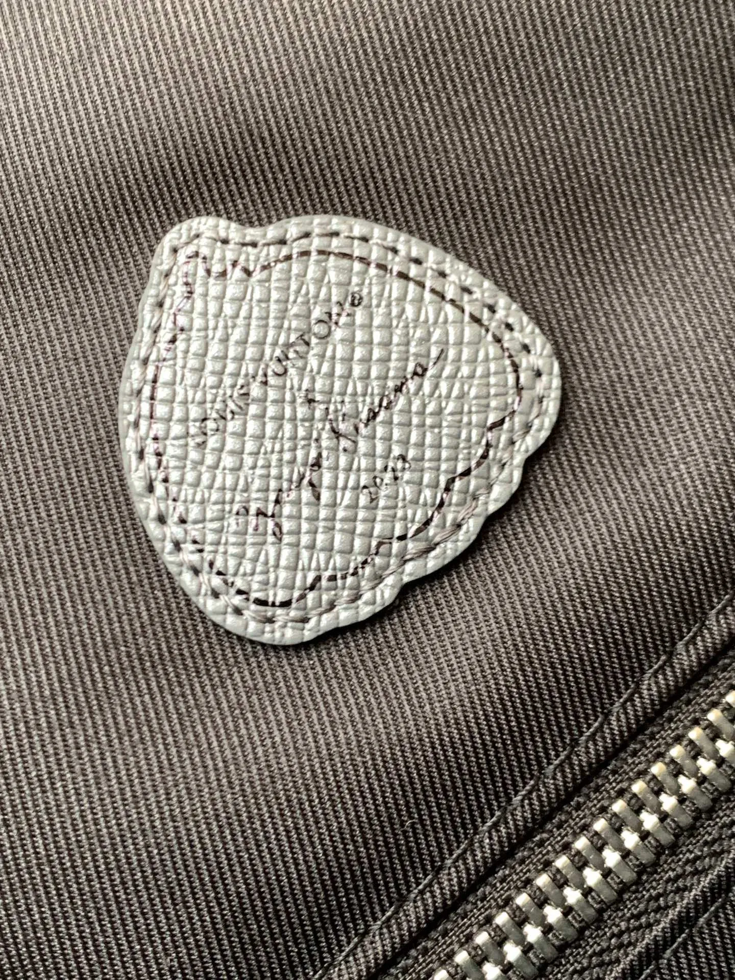 Alternative view of Louis Vuitton Christopher MM M46403