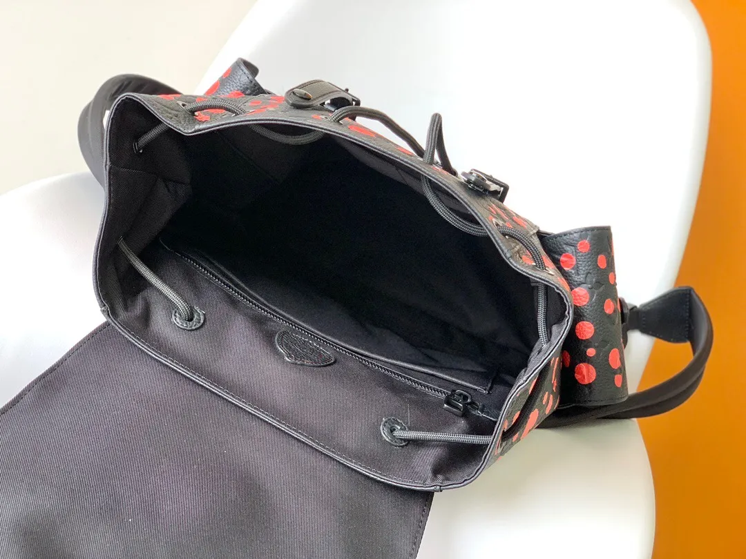 Louis Vuitton Christopher Backpack MM M21978 - 图片 10