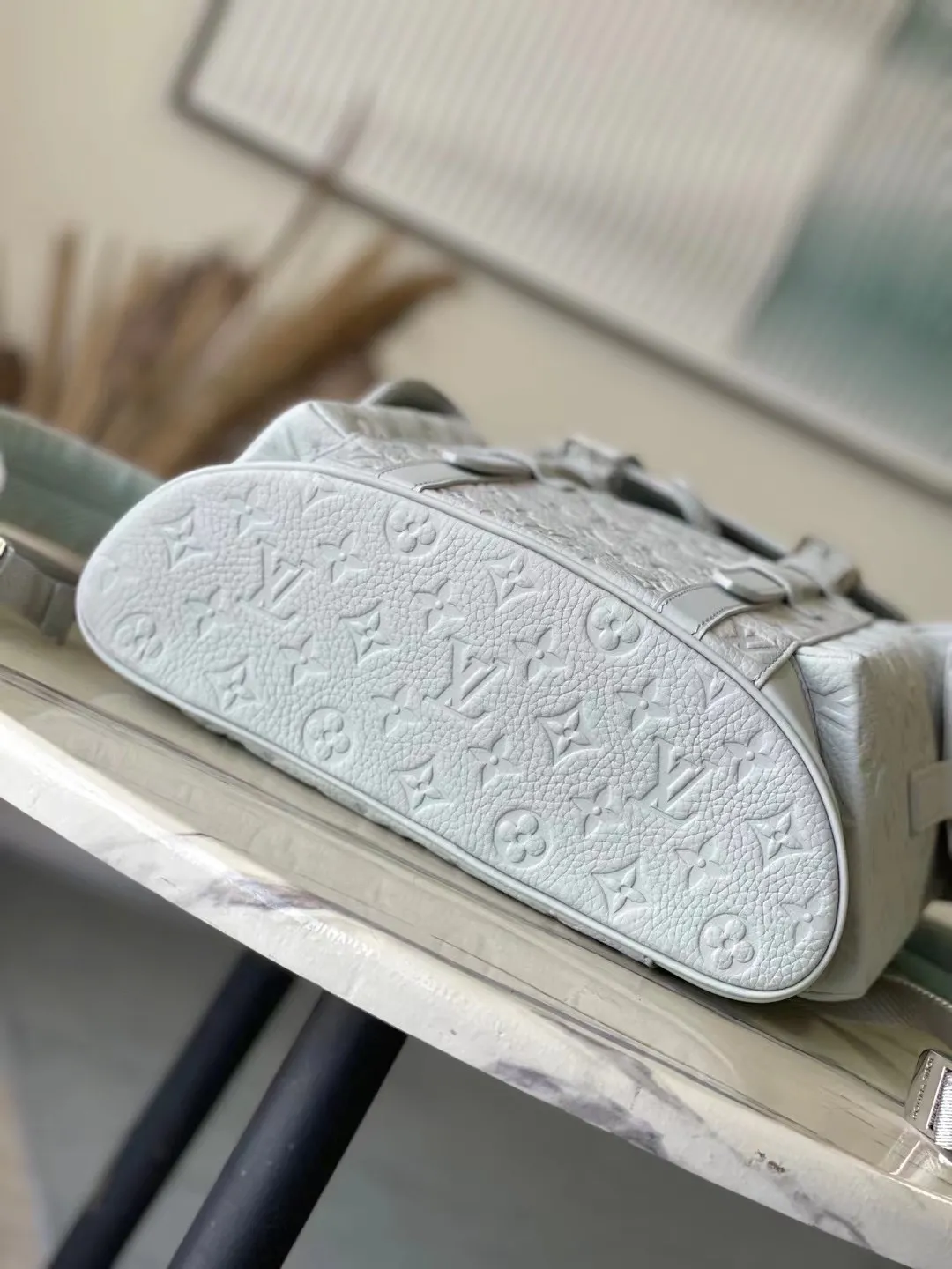Louis Vuitton Christopher M23146 - Image 6