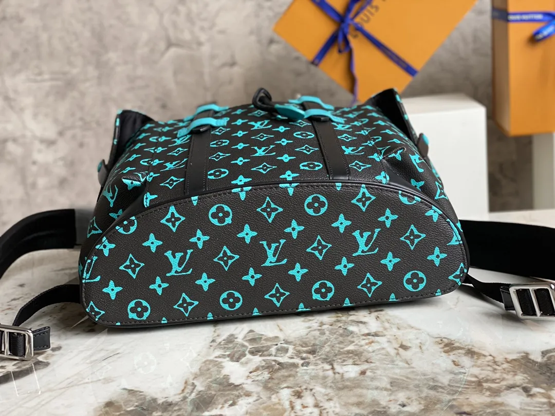 Louis Vuitton Christopher MM M21936 - 图片 7