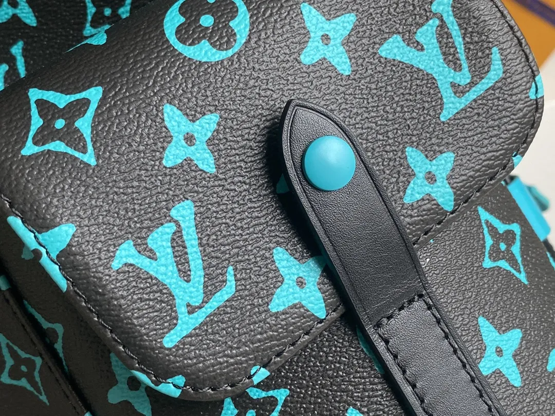 Louis Vuitton Christopher MM M21936 - 图片 9
