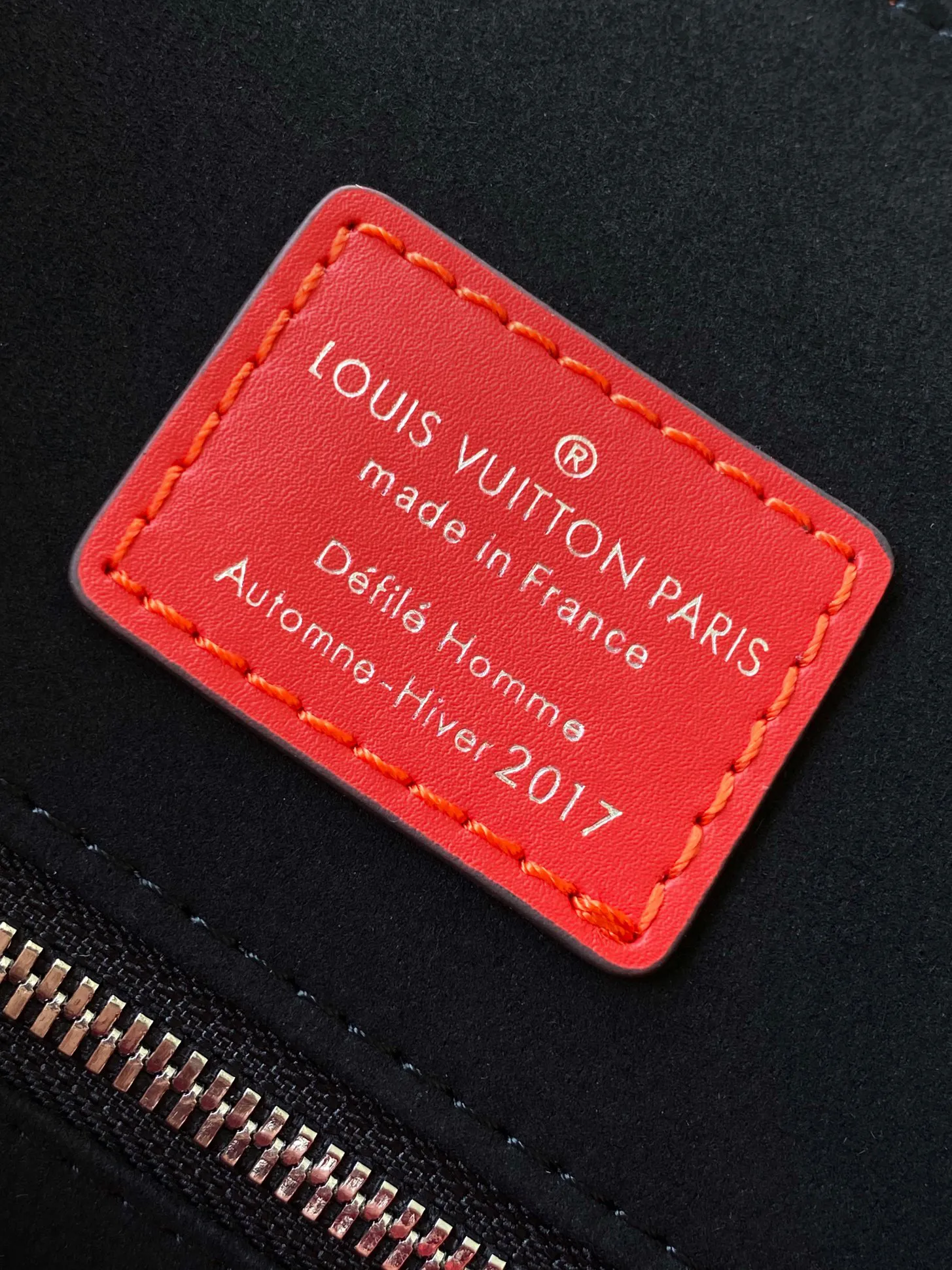 Alternative view of Louis Vuitton Christopher M23764