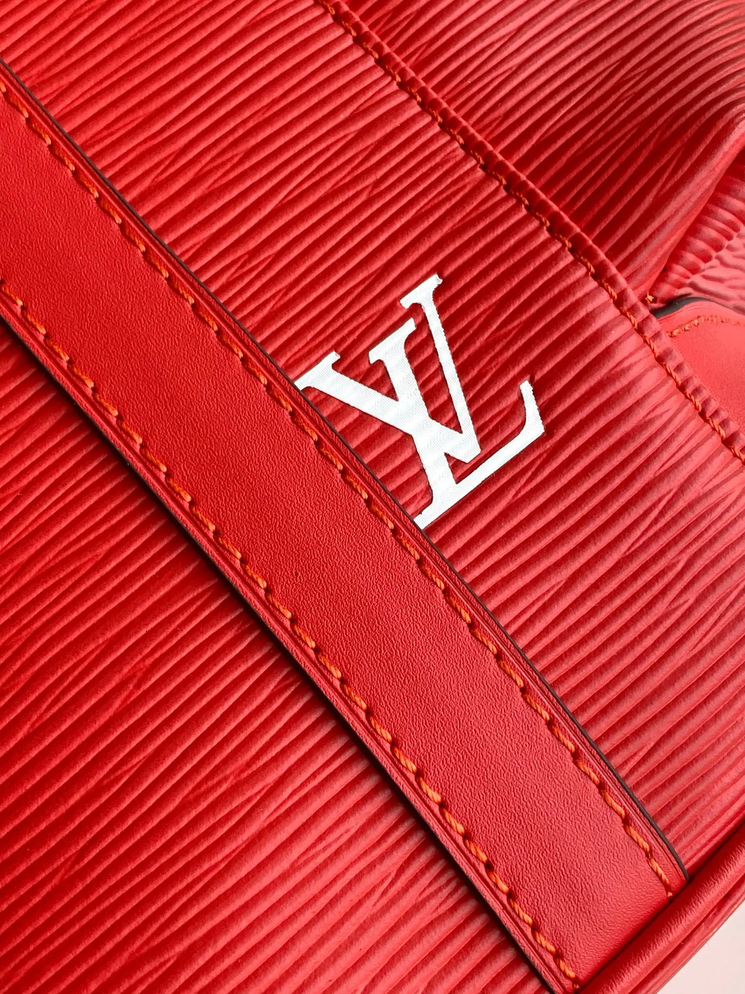 Louis Vuitton Christopher M23764 - Image 8