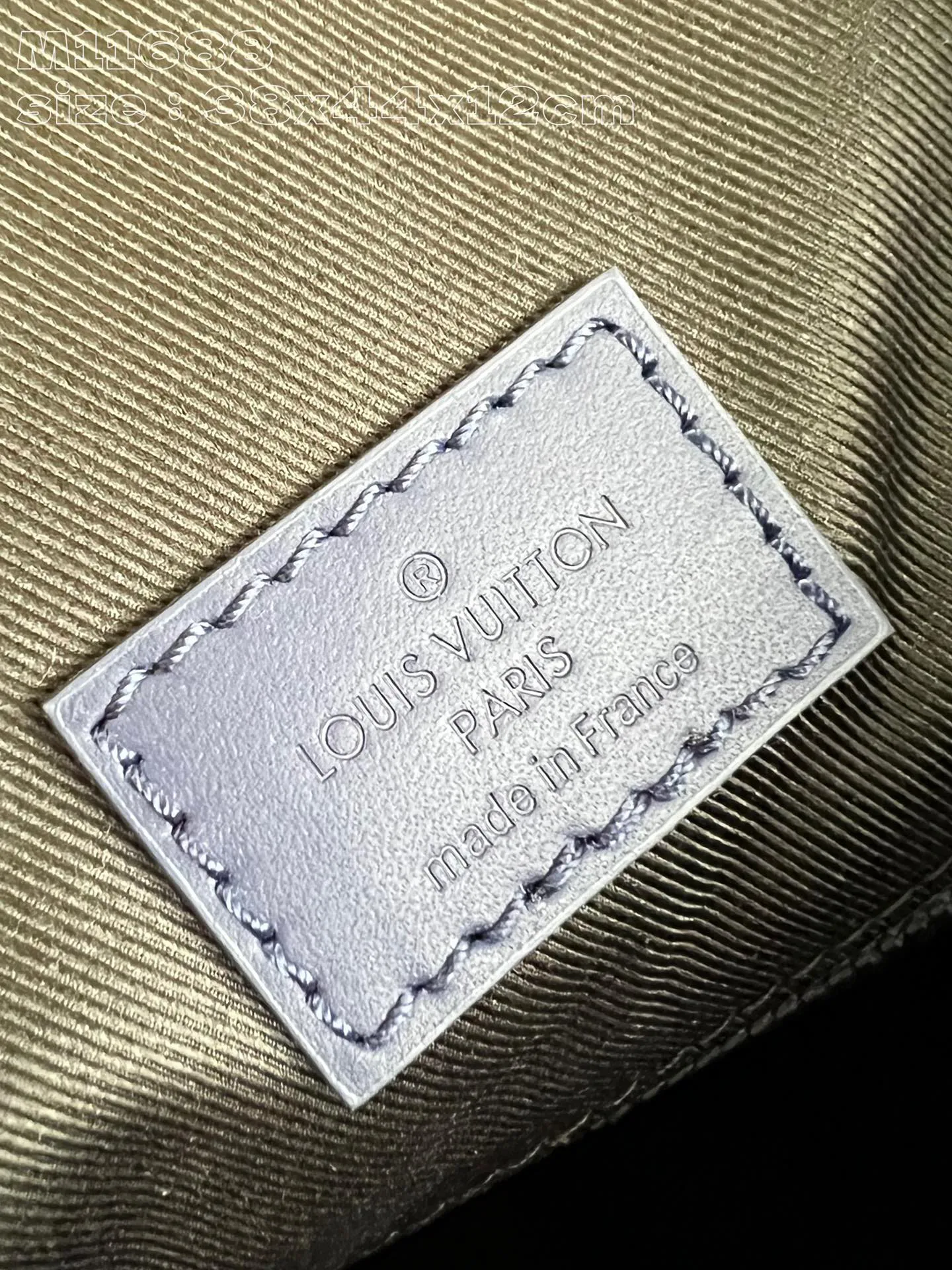 Alternative view of Louis Vuitton Christopher MM M11688
