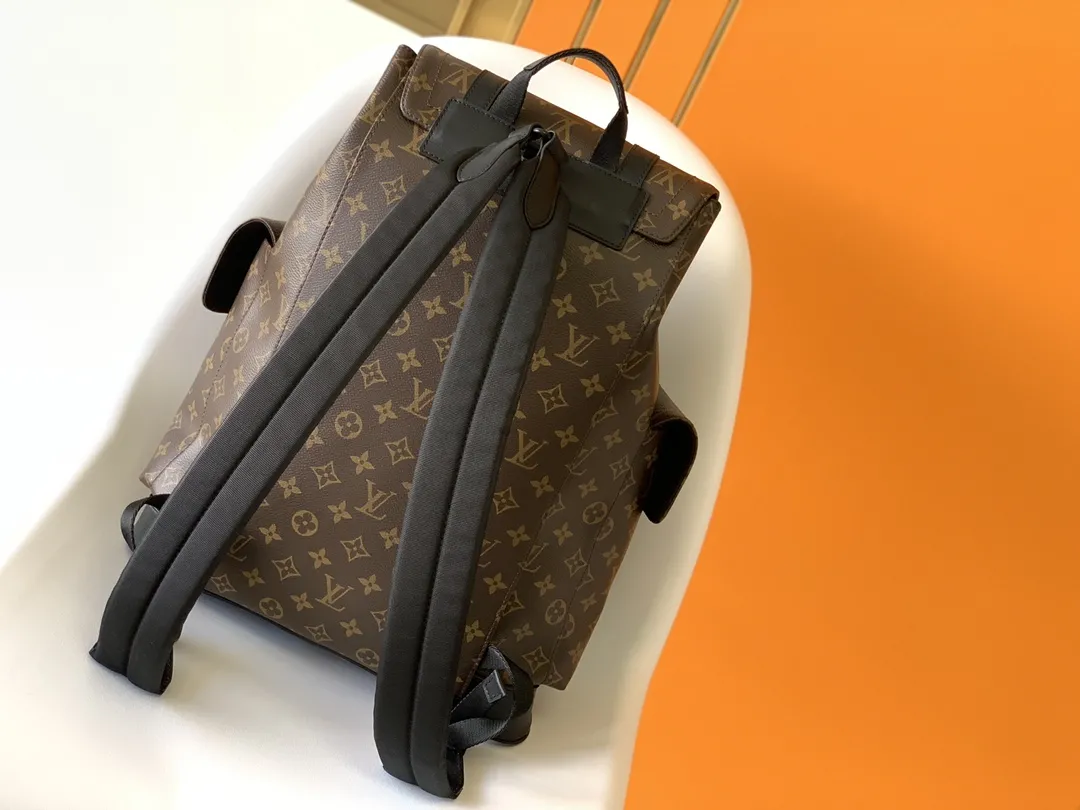 Louis Vuitton Christopher M45617 - Image 5