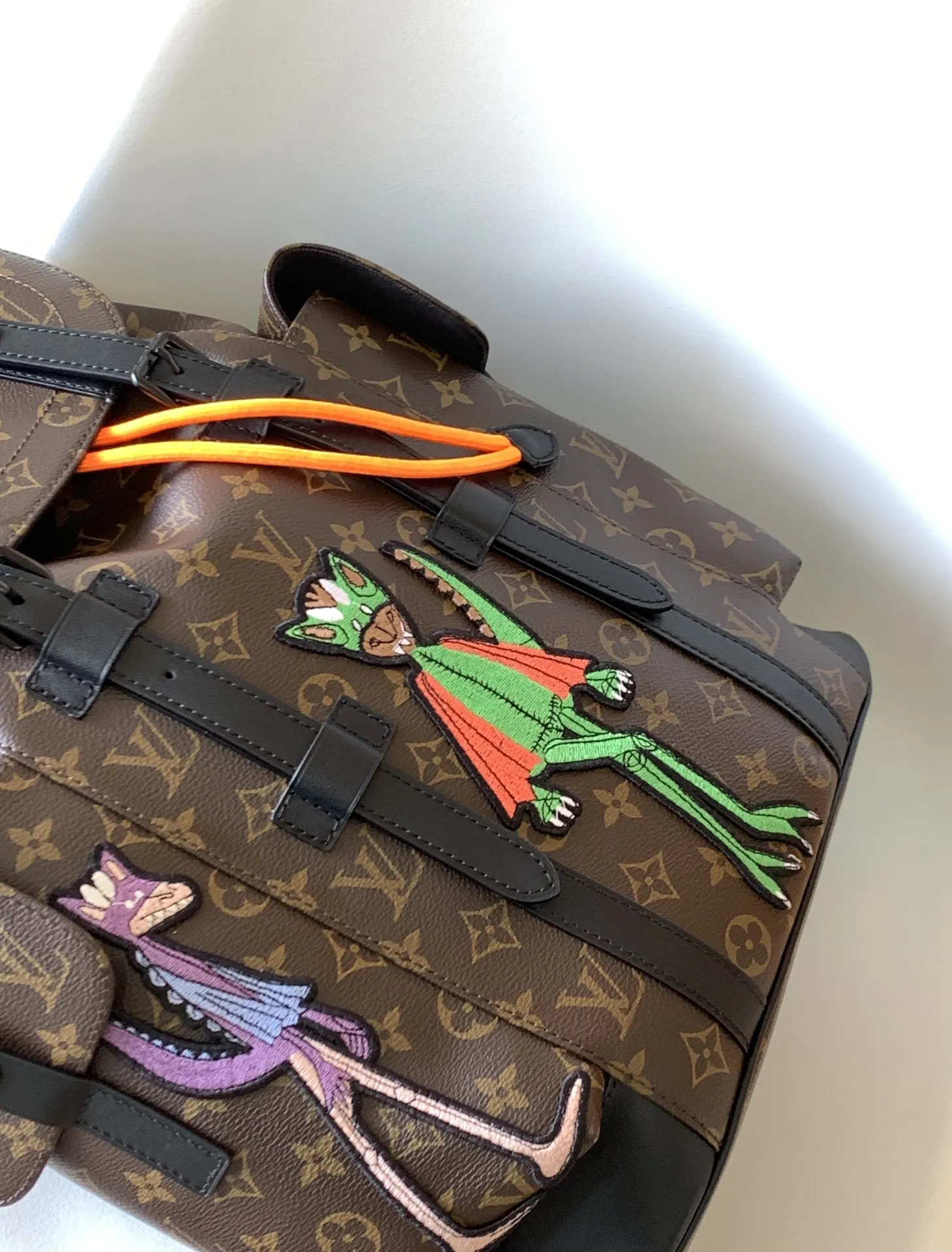 Louis Vuitton Christopher M45617 - Image 6