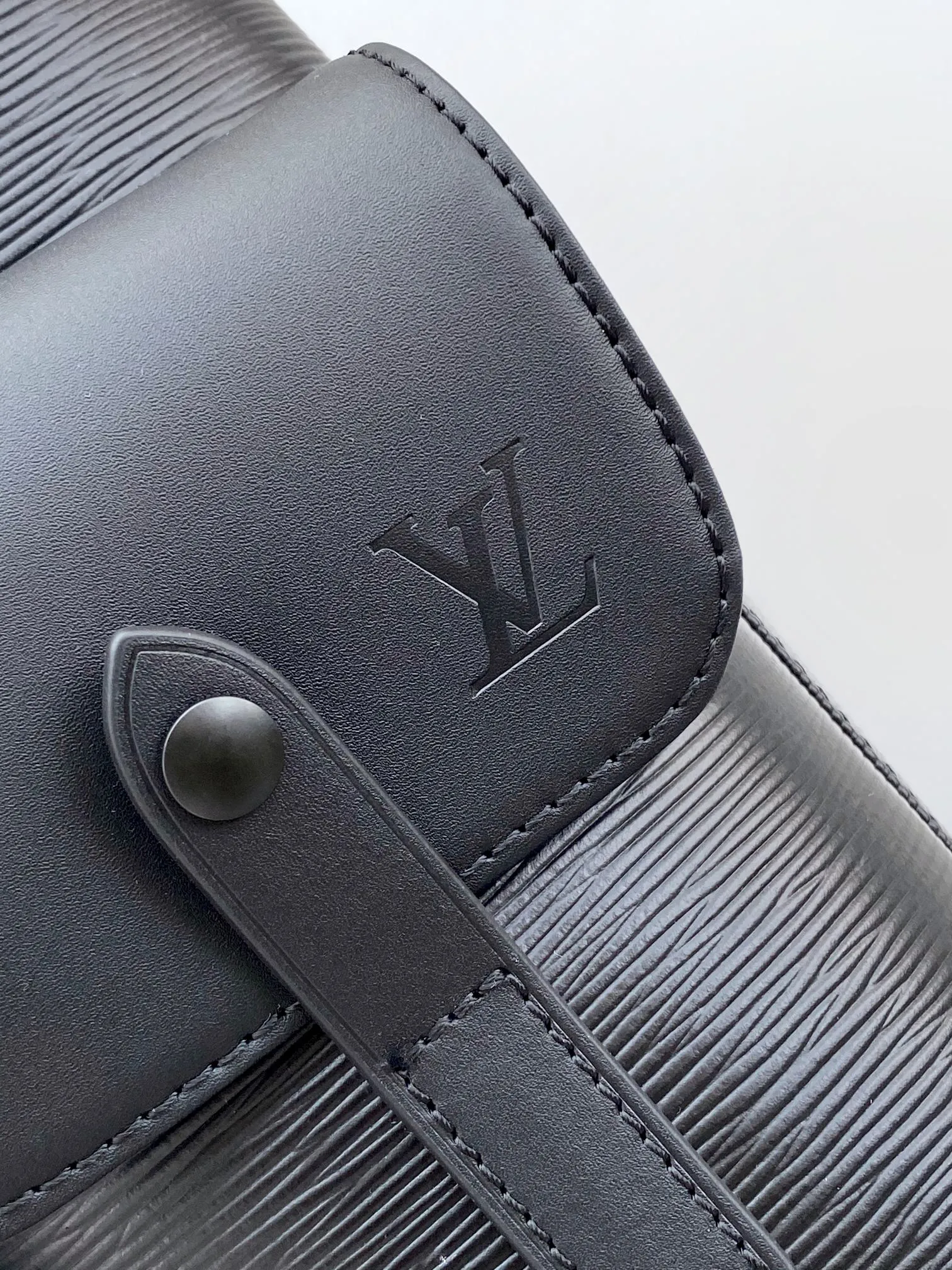 Louis Vuitton Christopher M50159 - 图片 8