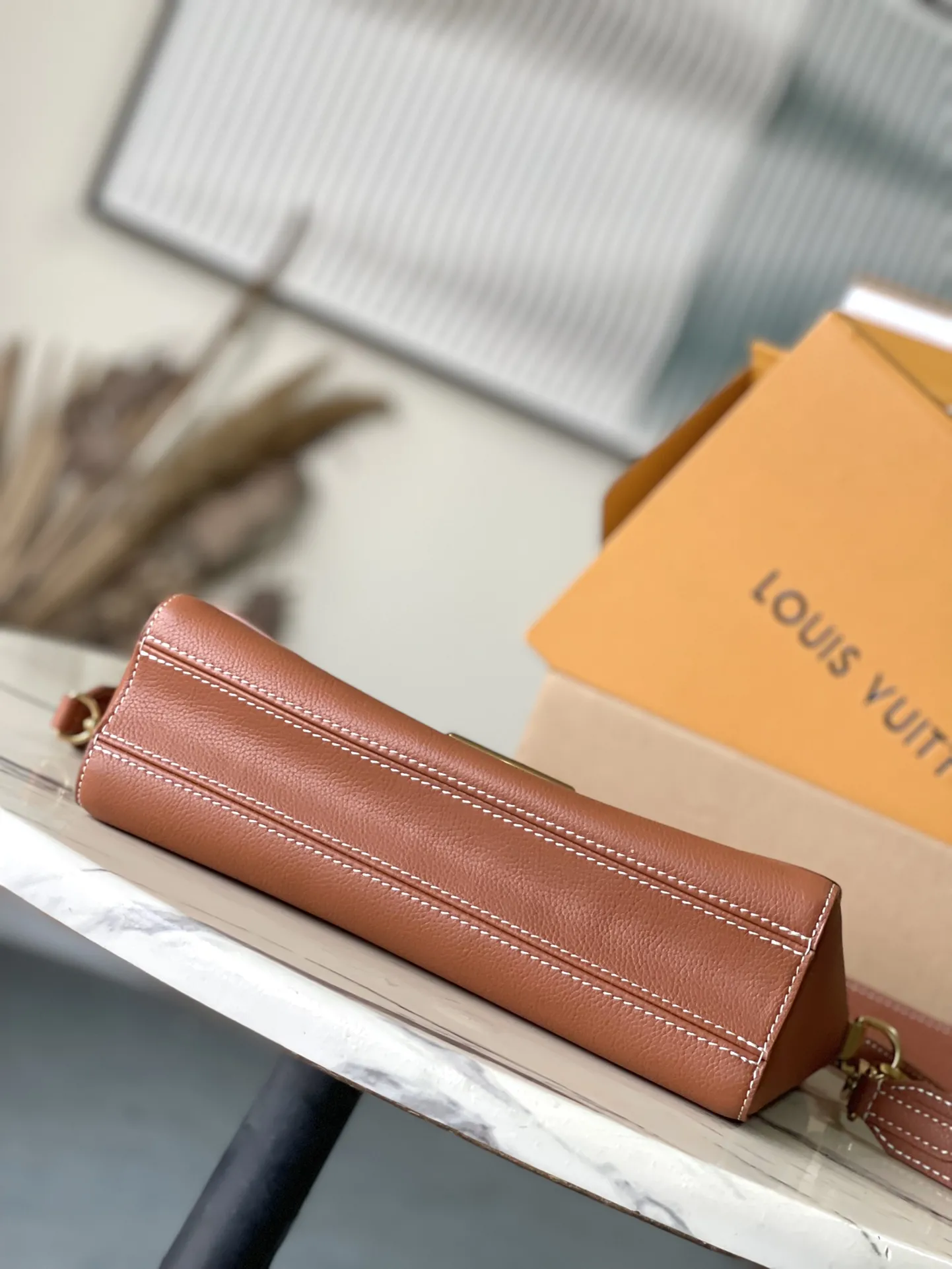 Louis Vuitton Soft Twist M24640 - 图片 5