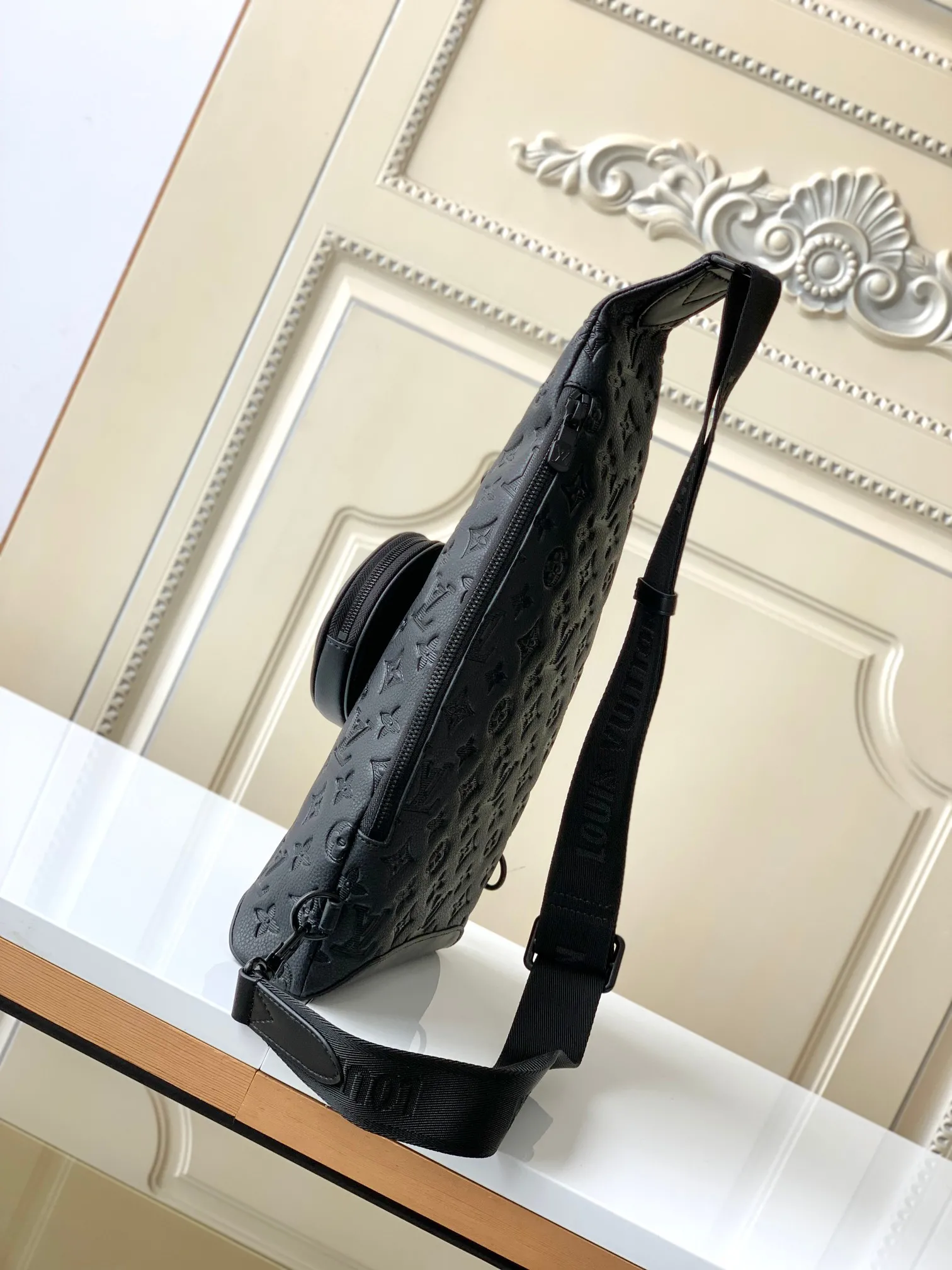 Louis Vuitton Duo Slingbag M21890 - 图片 4