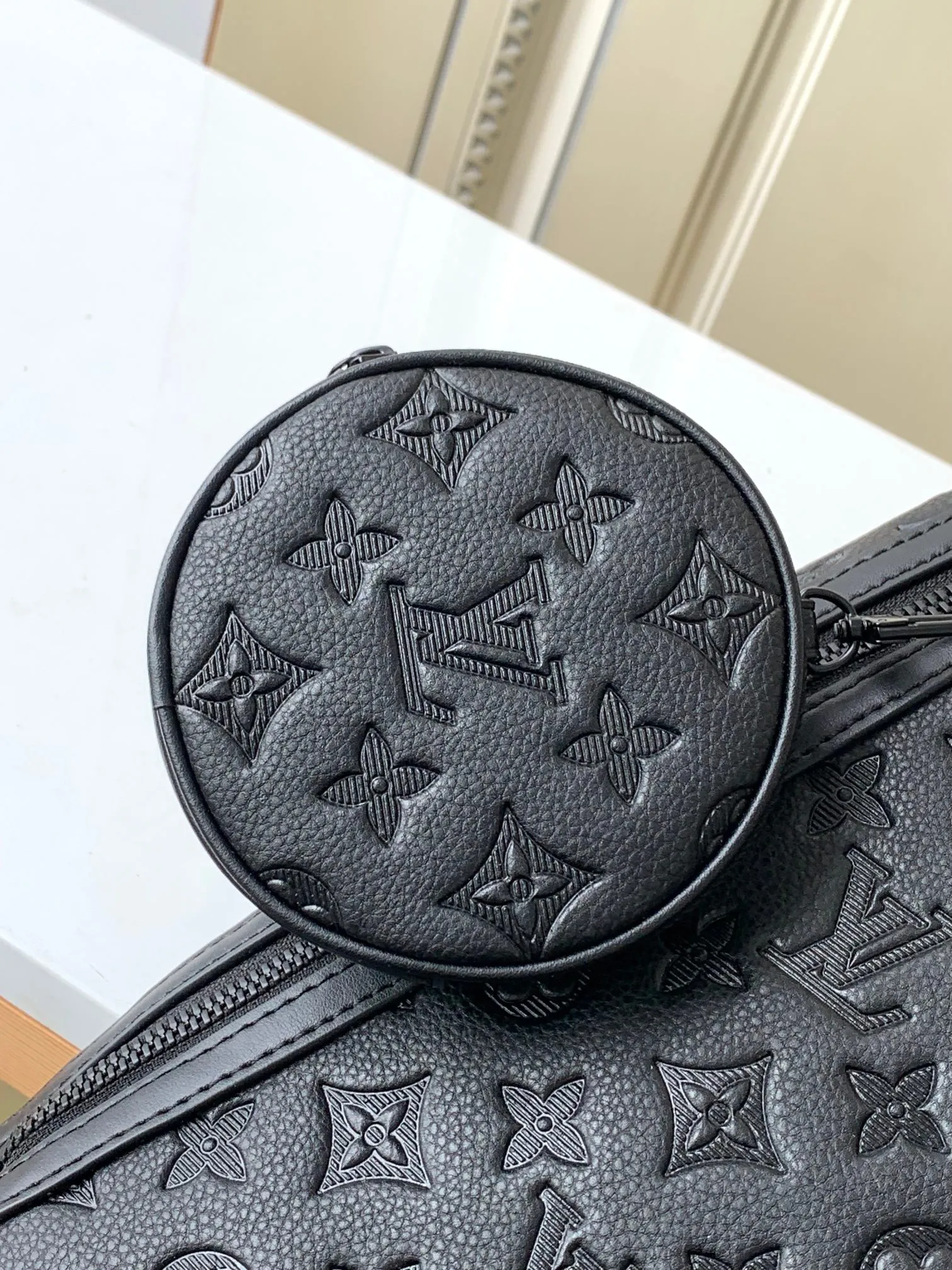Louis Vuitton Duo Slingbag M21890 - 图片 7