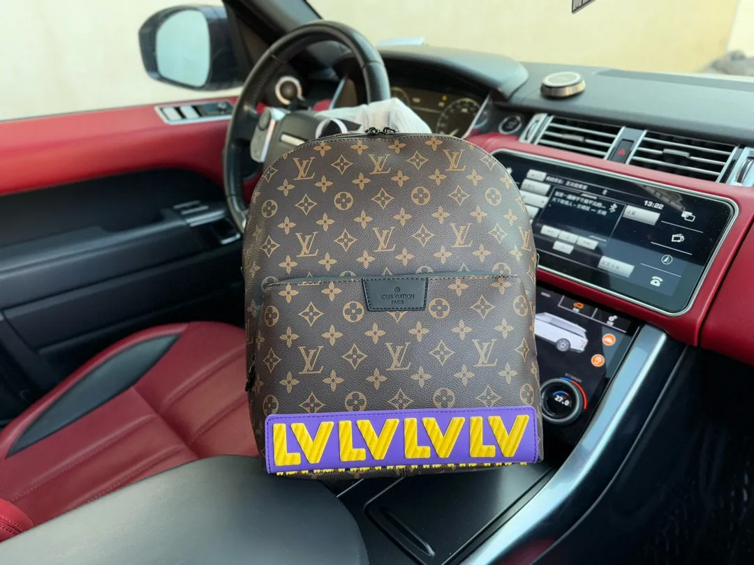 Alternative view of Louis Vuitton Discovery Backpack M57965