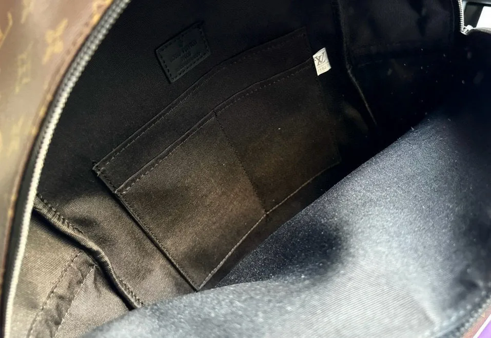 Louis Vuitton Discovery Backpack M57965 - Image 10