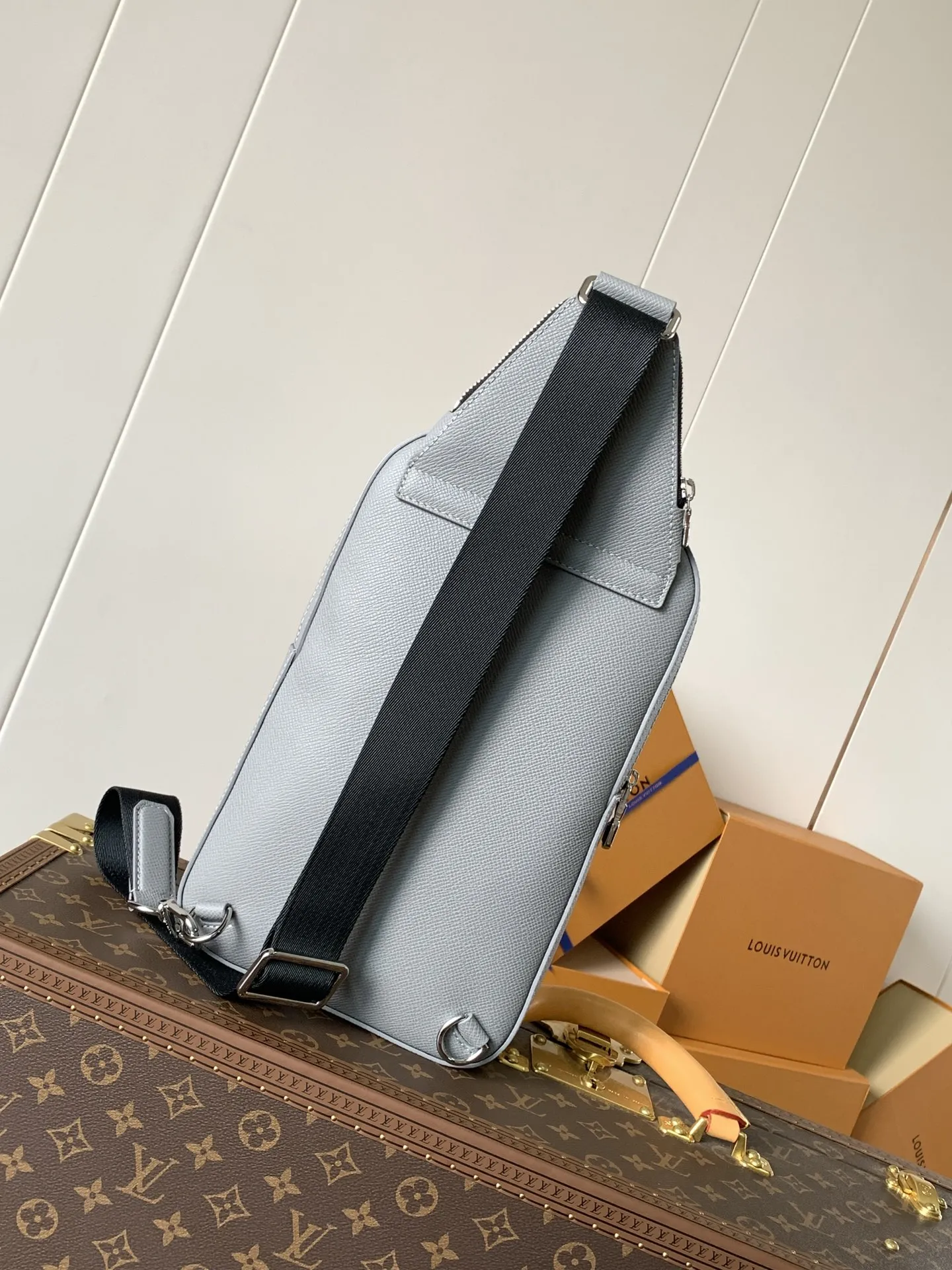 Louis Vuitton Avenue Slingbag M30951 - 图片 5