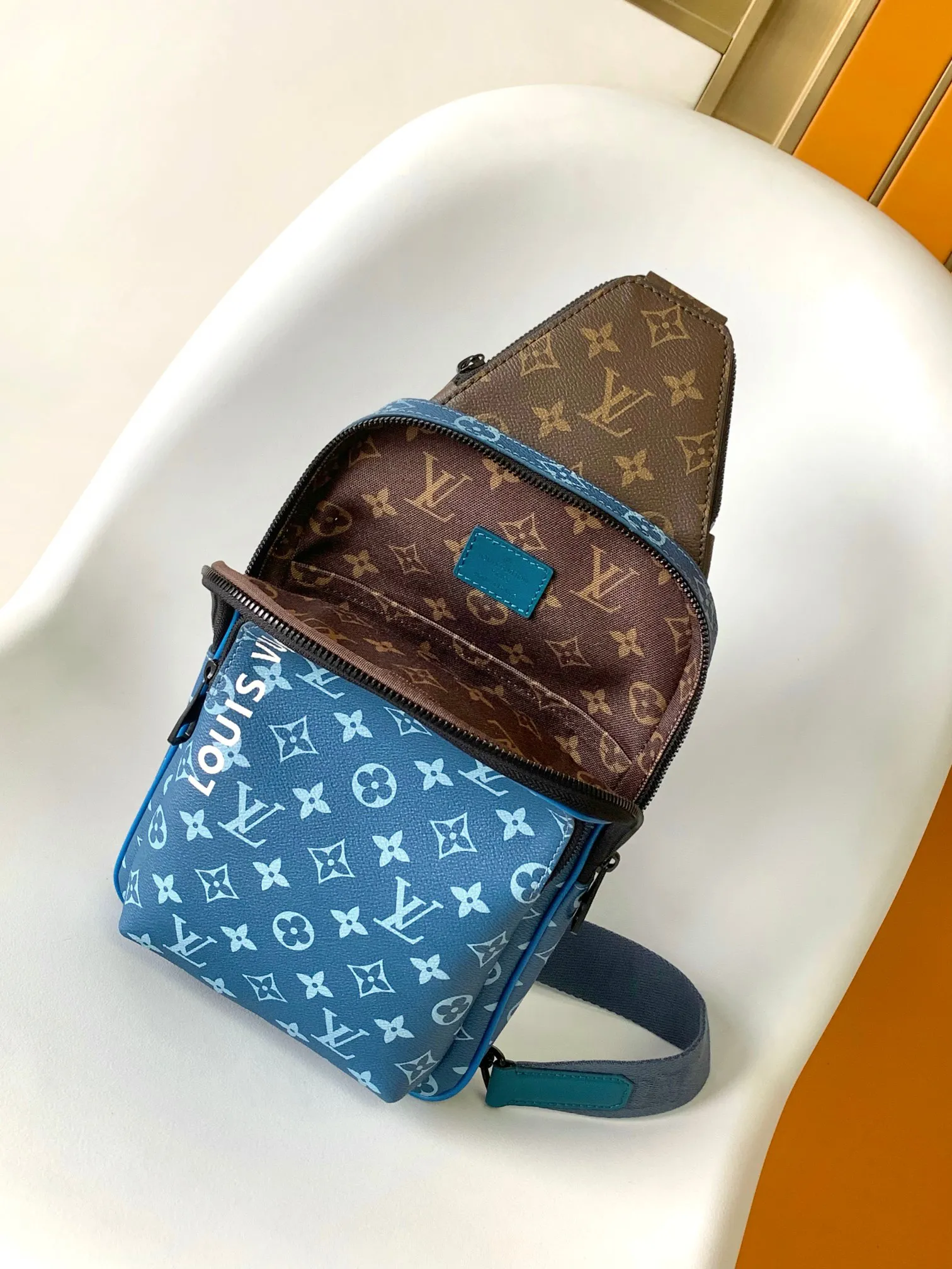 Louis Vuitton Avenue Slingbag M23782 - 图片 9