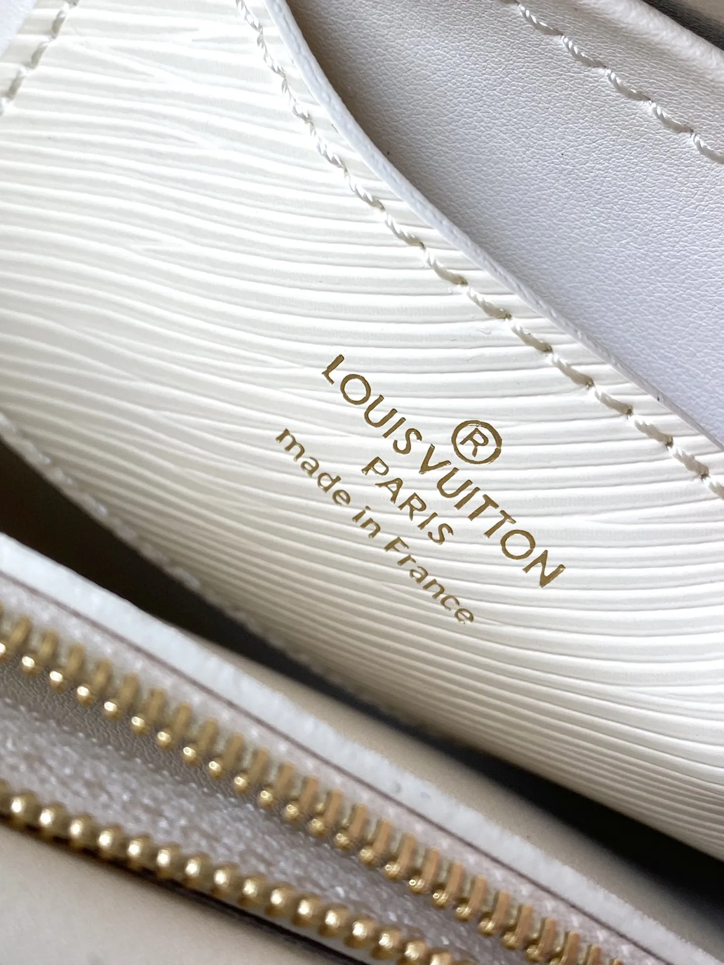 Louis Vuitton Twist MM M24043 - 图片 10