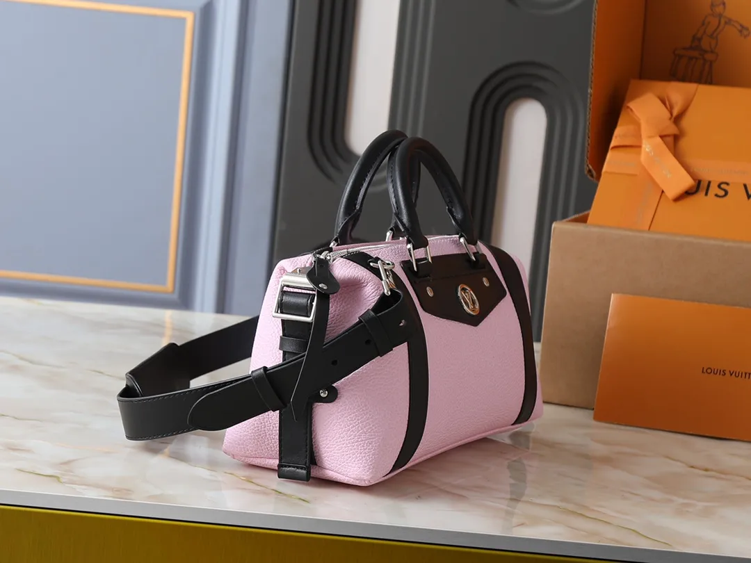 Louis Vuitton Nano LV Biker M25566 - 图片 3