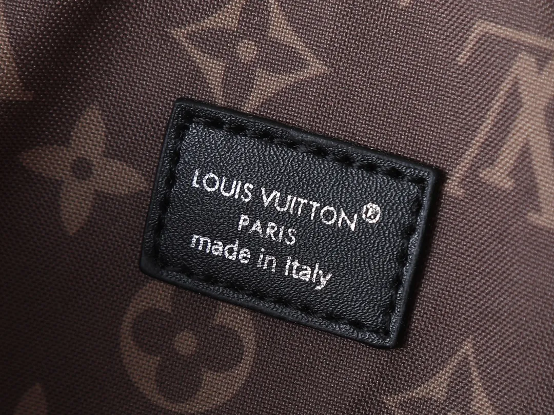 Louis Vuitton Nano LV Biker M25566 - 图片 9