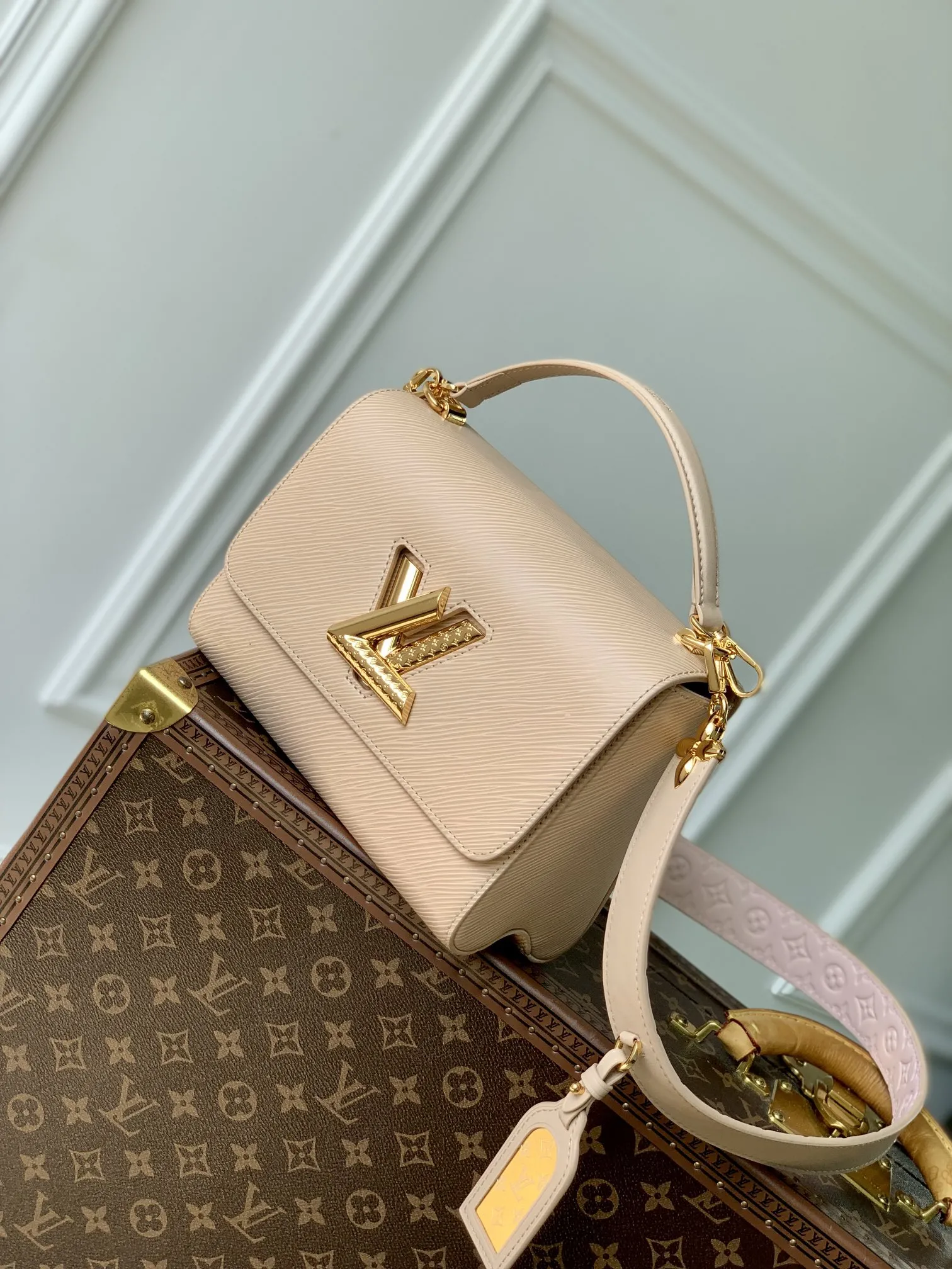 Louis Vuitton Twist MM M25361 - 图片 3