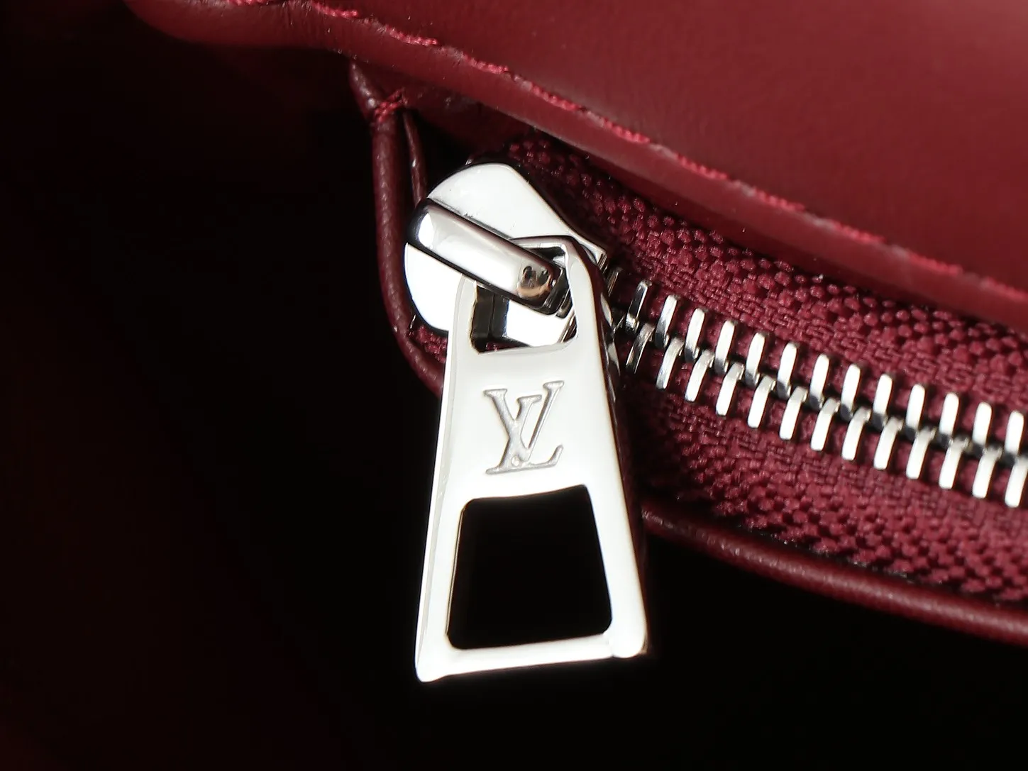 Louis Vuitton GO-14 PM M12567 - Image 15