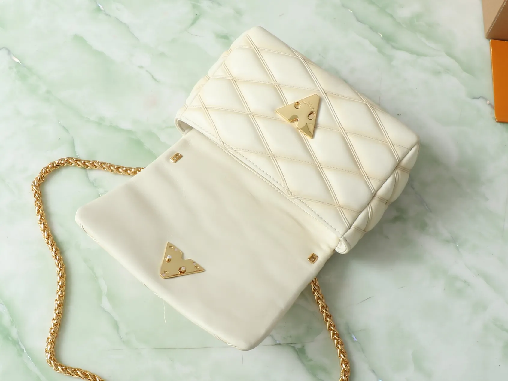 Louis Vuitton GO-14 PM M12338 - 图片 11