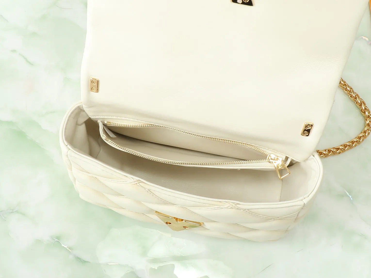 Louis Vuitton GO-14 PM M12338 - 图片 12