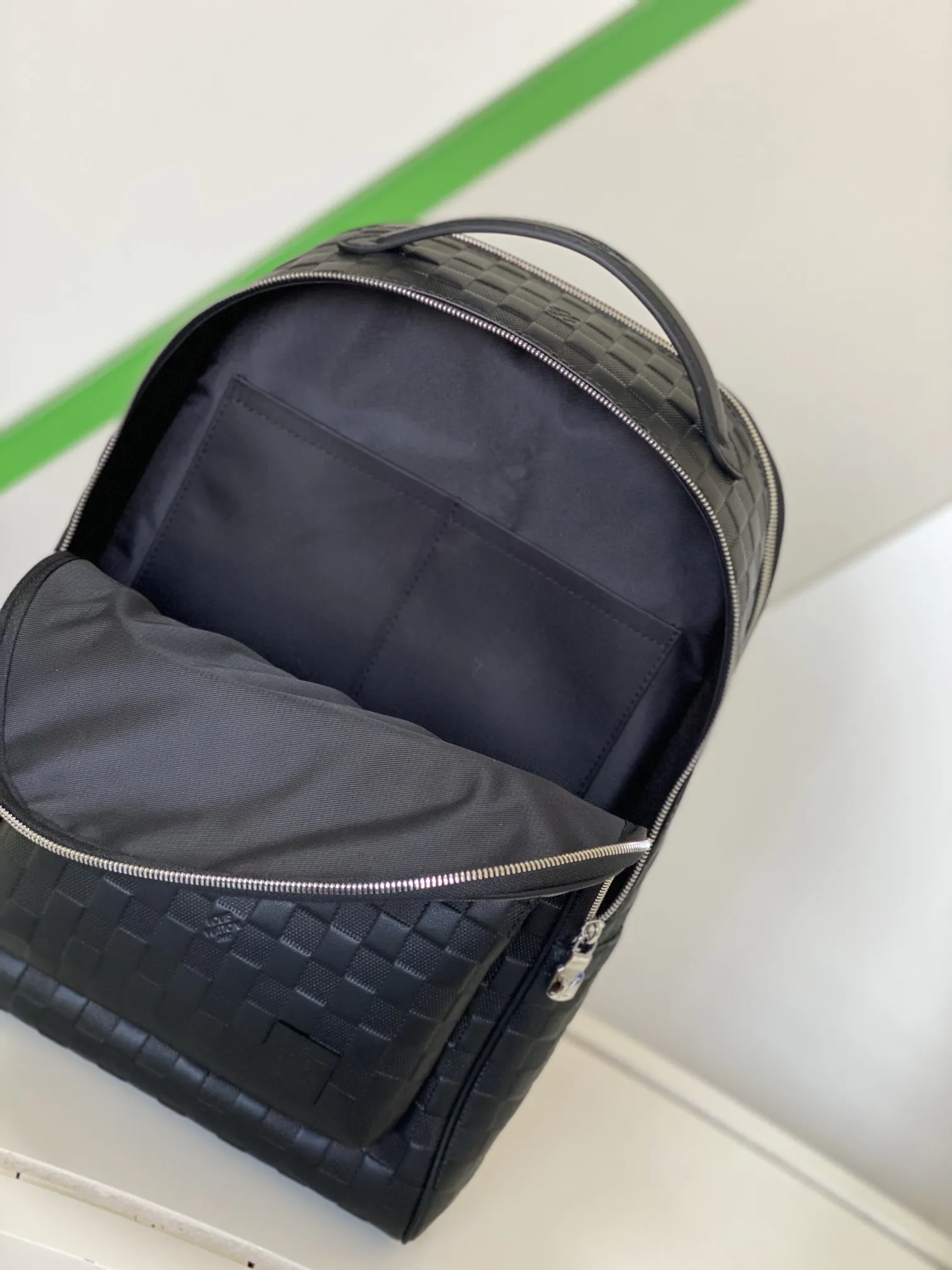 Alternative view of Louis Vuitton Avenue Backpack N40501