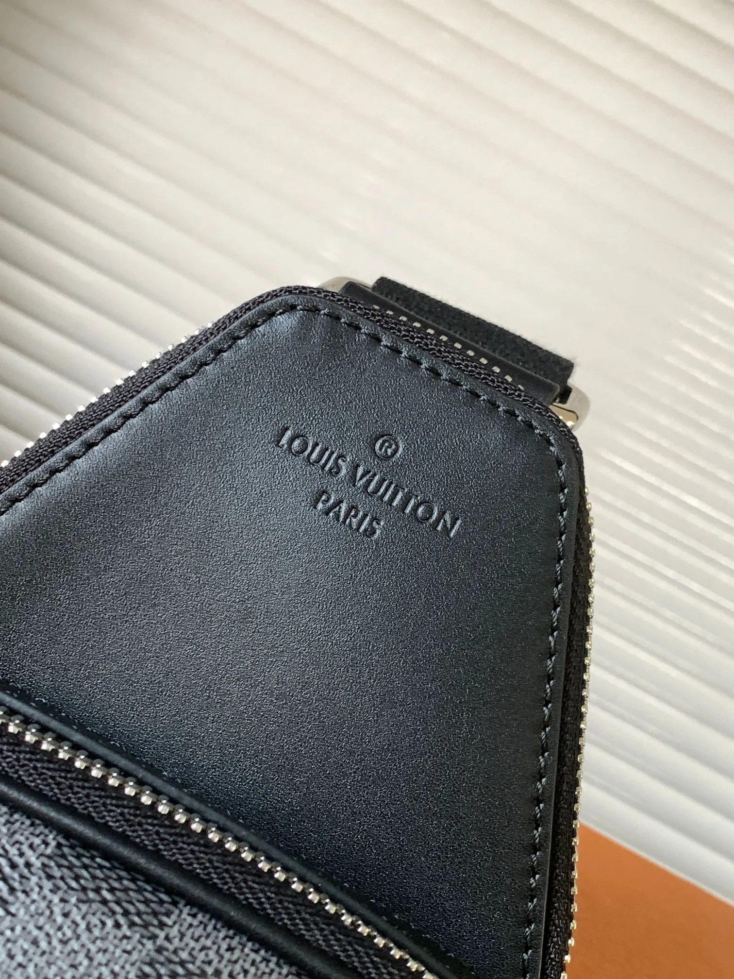 Louis Vuitton Avenue Slingbag N45302 - 图片 8