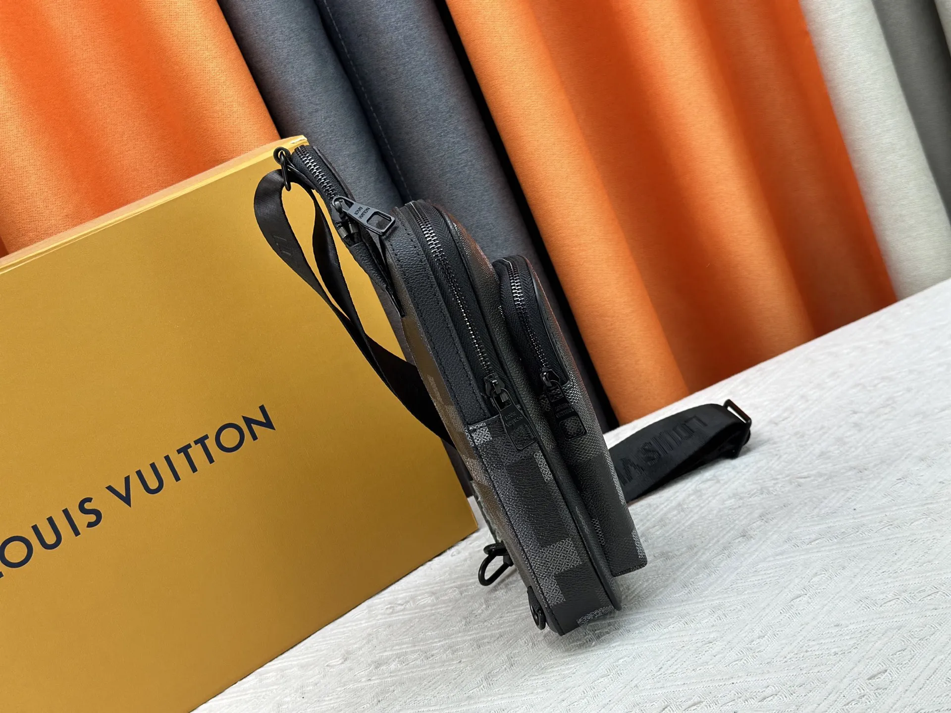 Louis Vuitton Avenue Slingbag M14953 - 图片 5