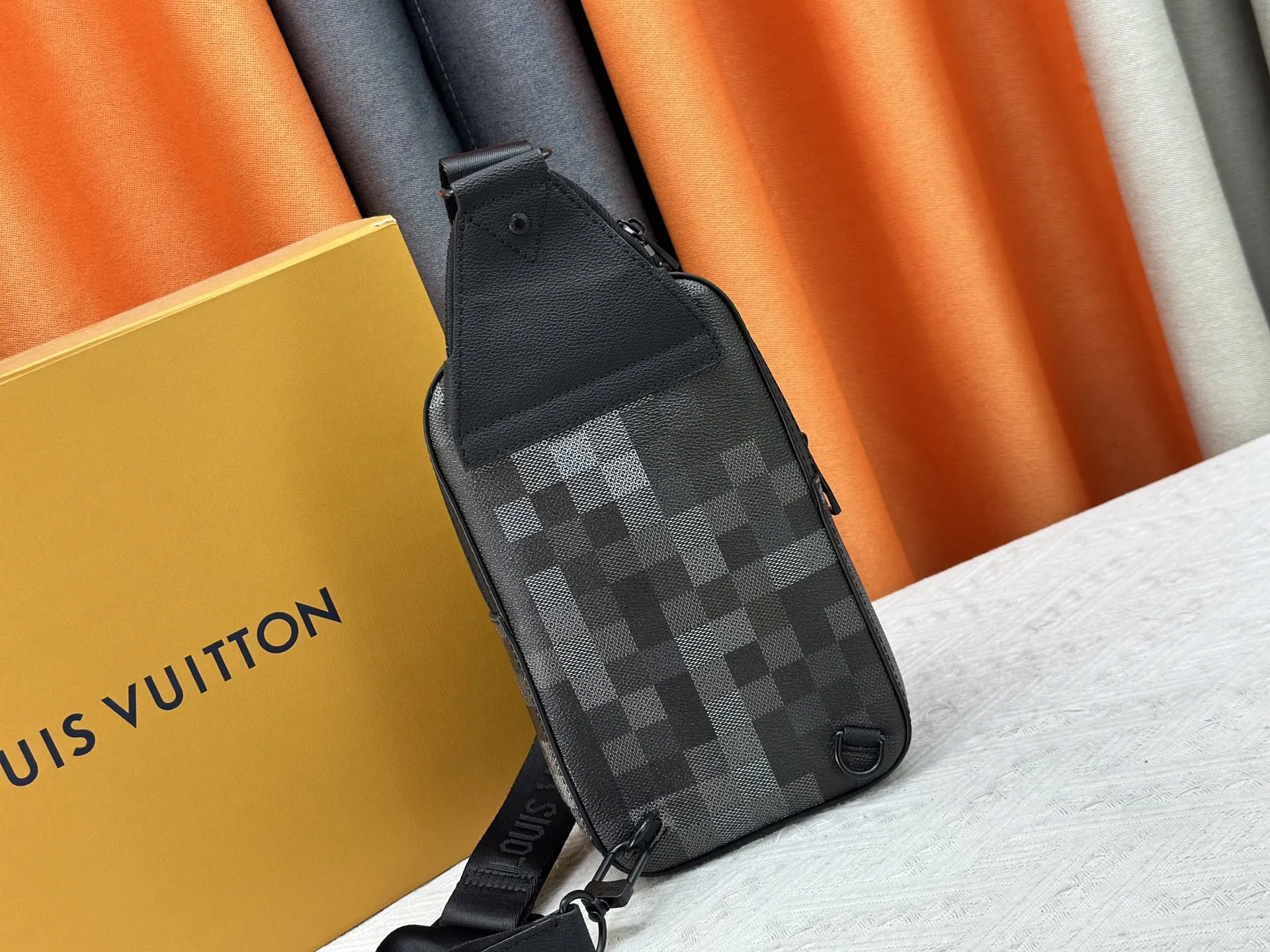 Louis Vuitton Avenue Slingbag M14953 - 图片 6