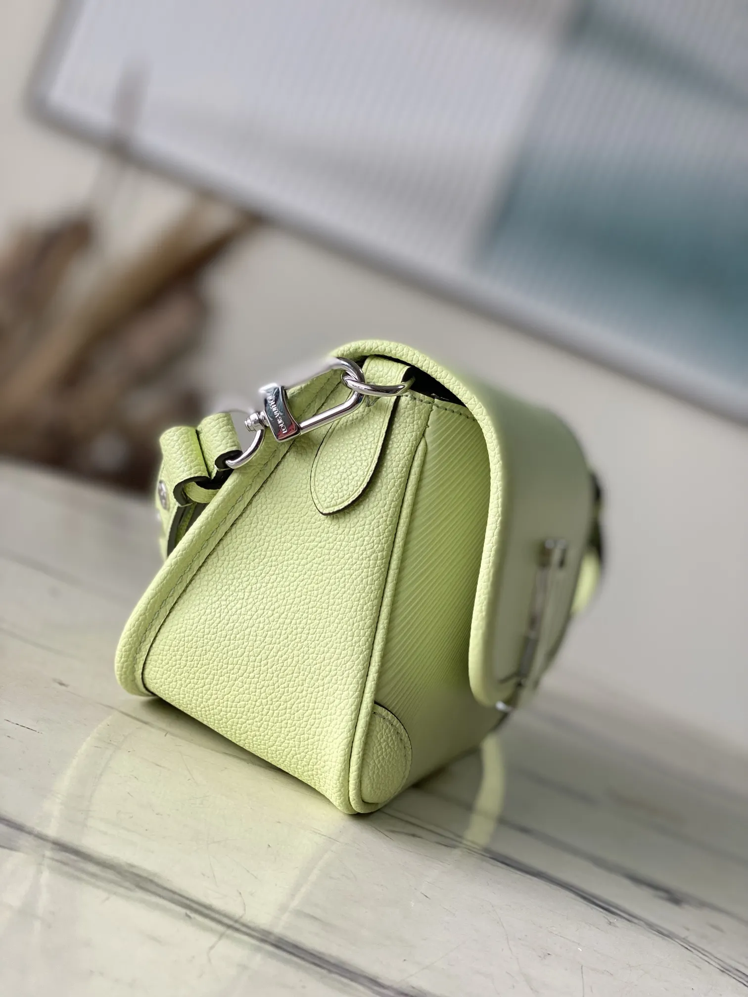 Louis Vuitton Buci NM M22960 - 图片 5