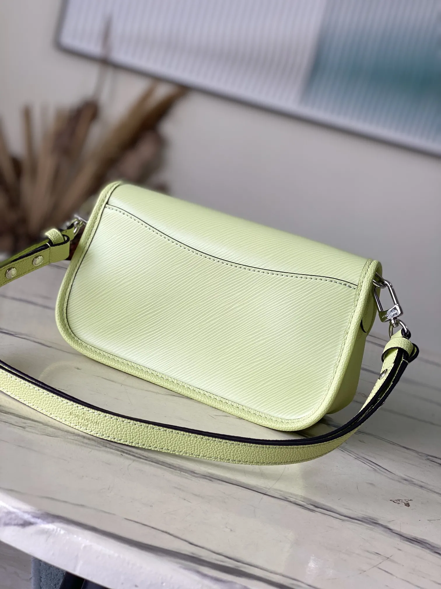 Louis Vuitton Buci NM M22960 - 图片 6