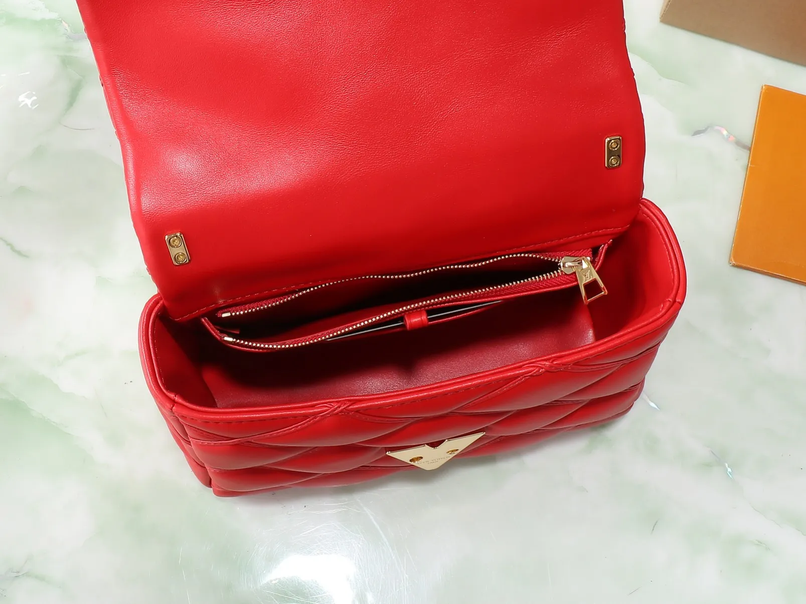 Louis Vuitton GO-14 MM M25106 - Image 12