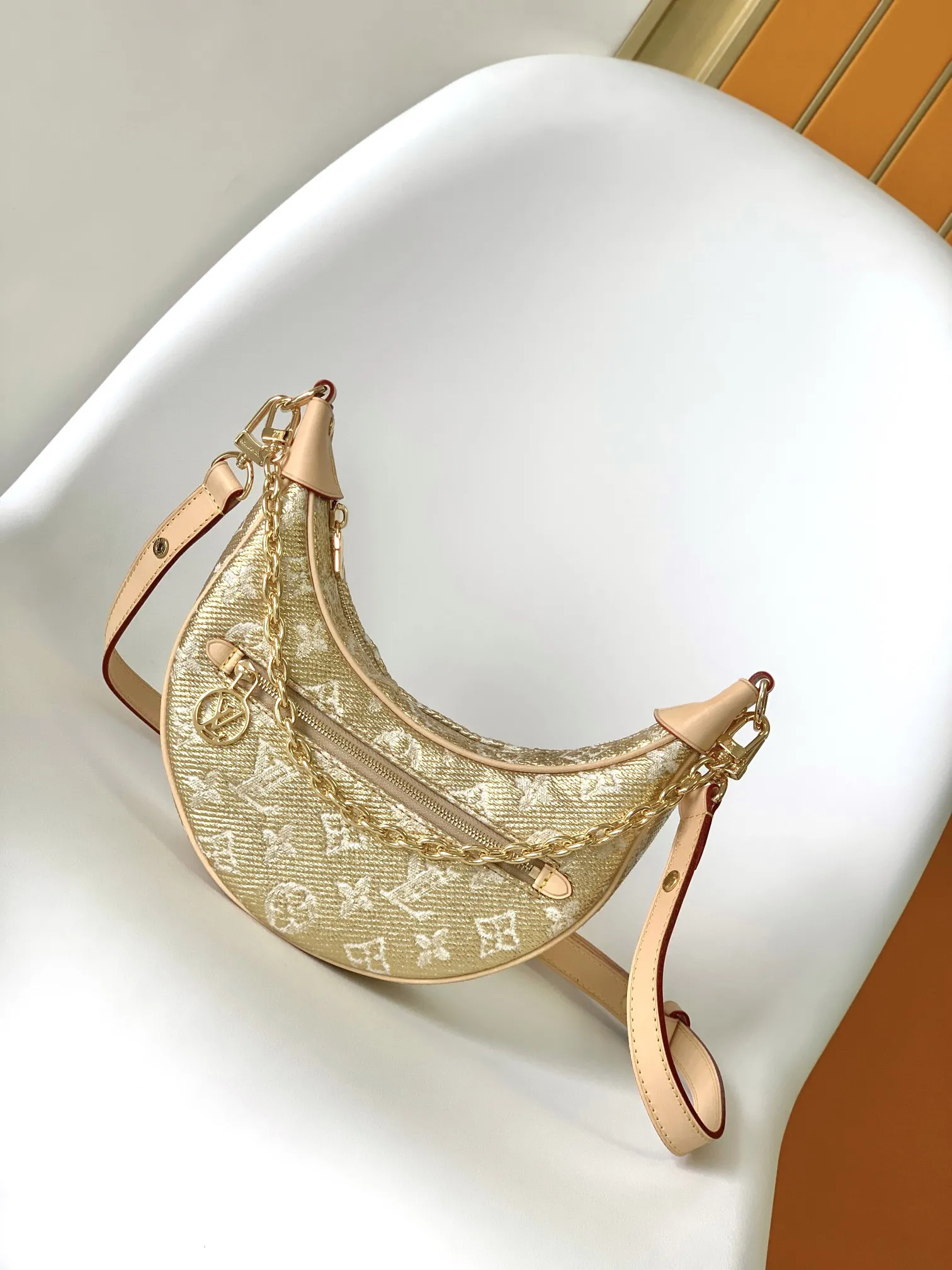 Louis Vuitton Loop M22928 - 图片 3