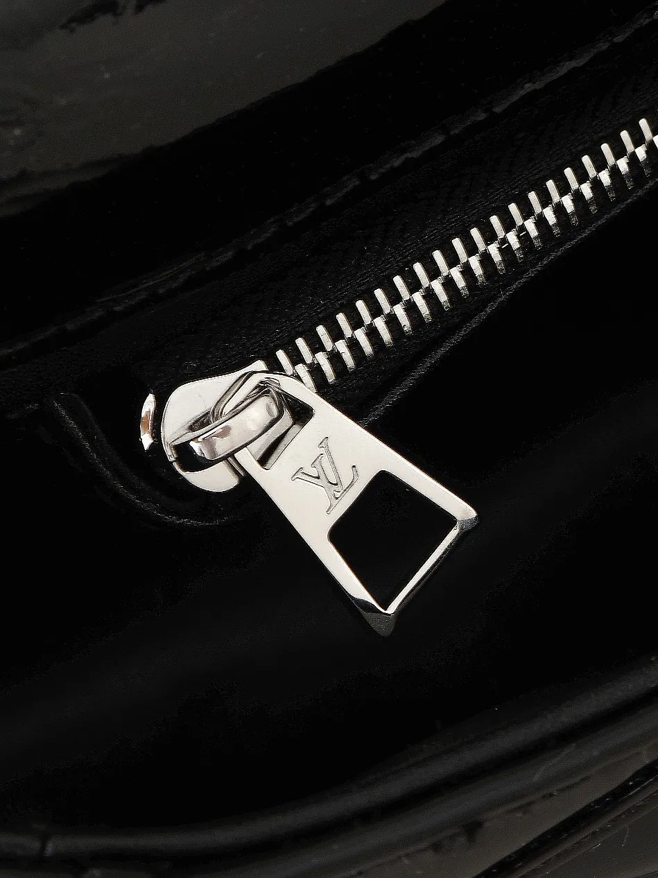 Louis Vuitton GO-14 MM M25046 - Image 11