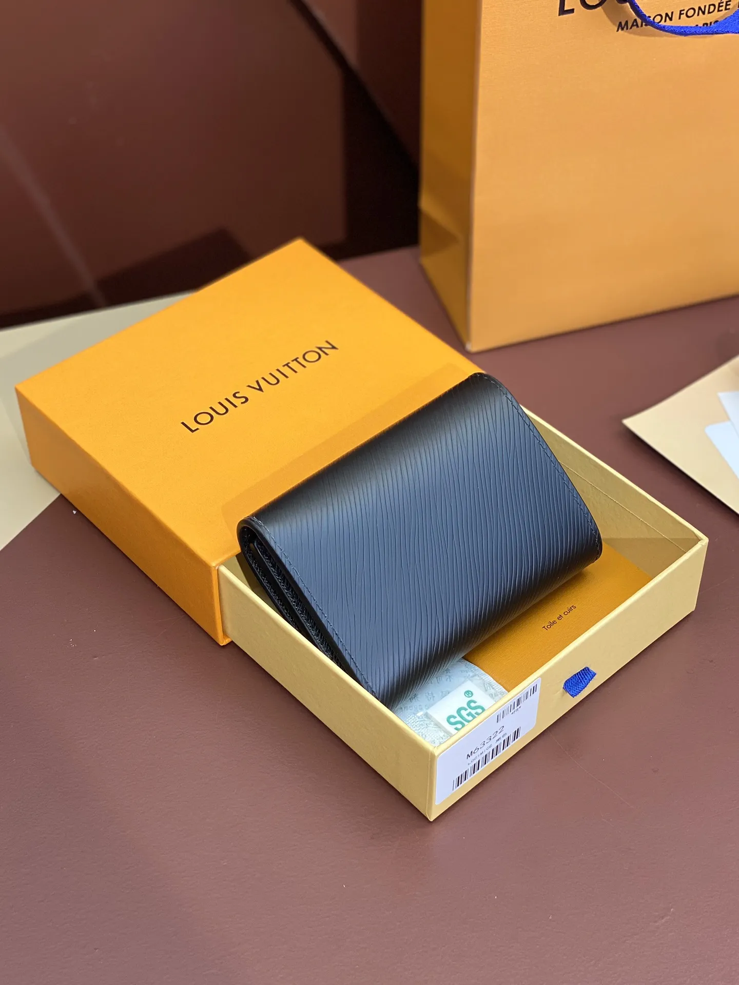 Louis Vuitton Twist Wallet M68309 - 图片 3