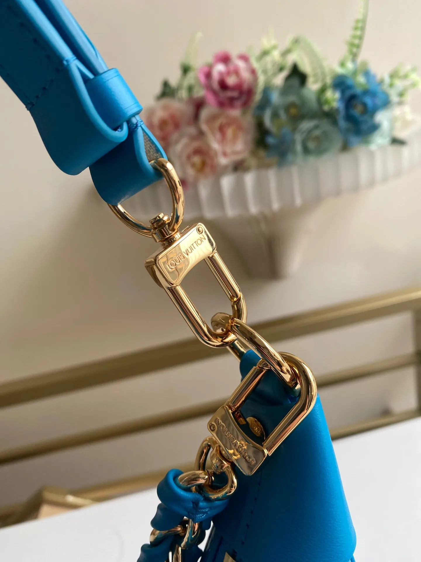 Louis Vuitton Loop M22593 - 图片 10