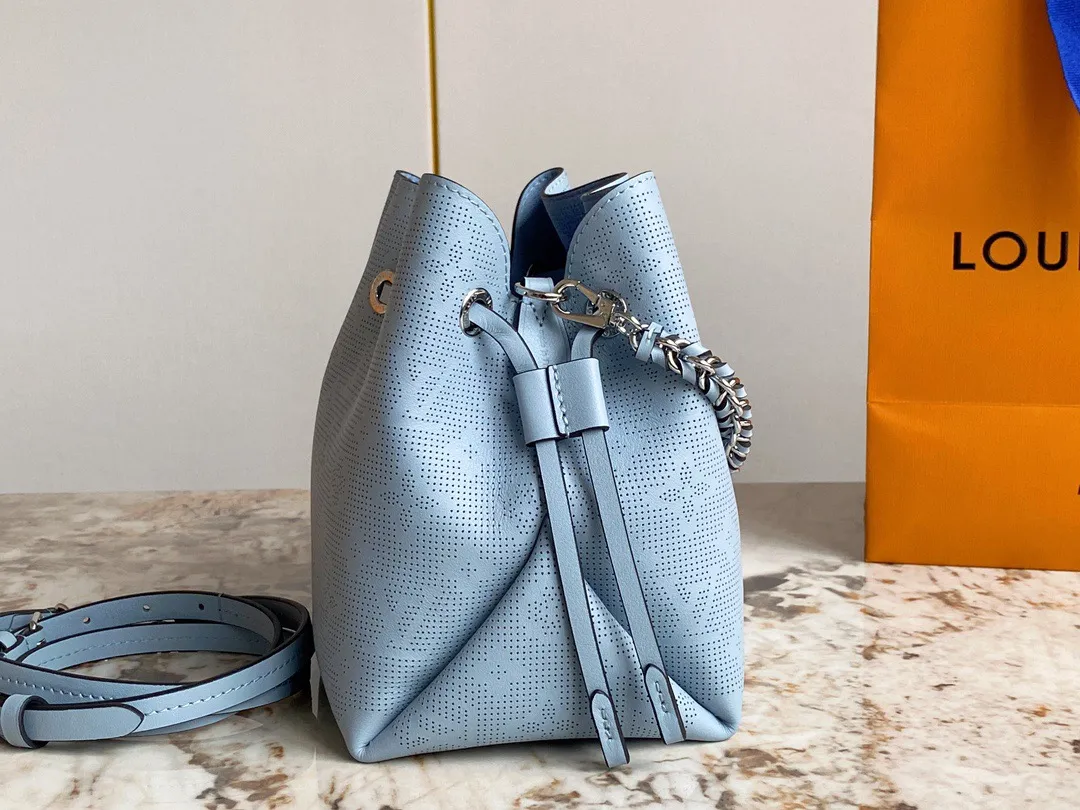 Louis Vuitton Bella M21582 - Image 5