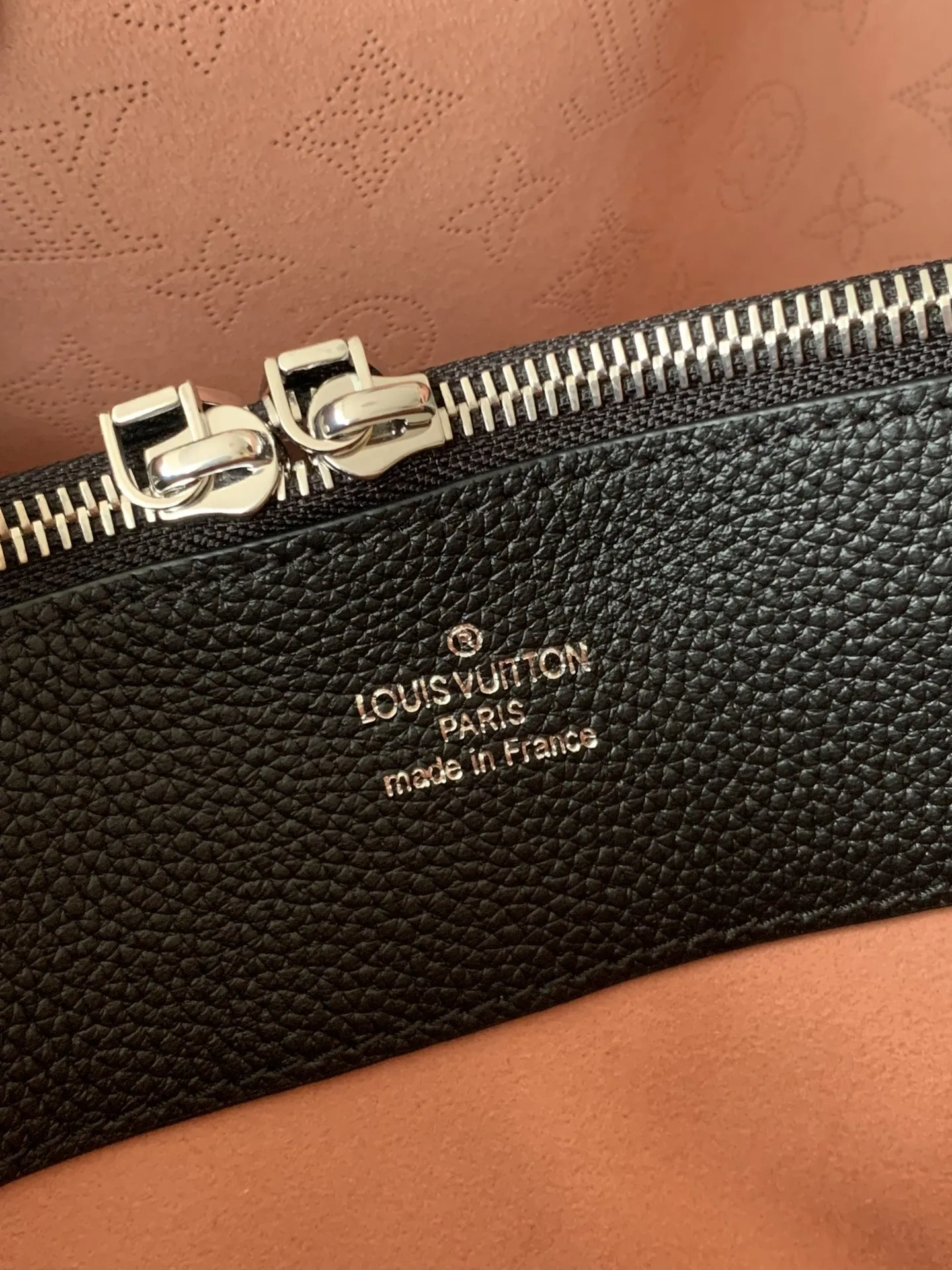 Alternative view of Louis Vuitton Bella M21107